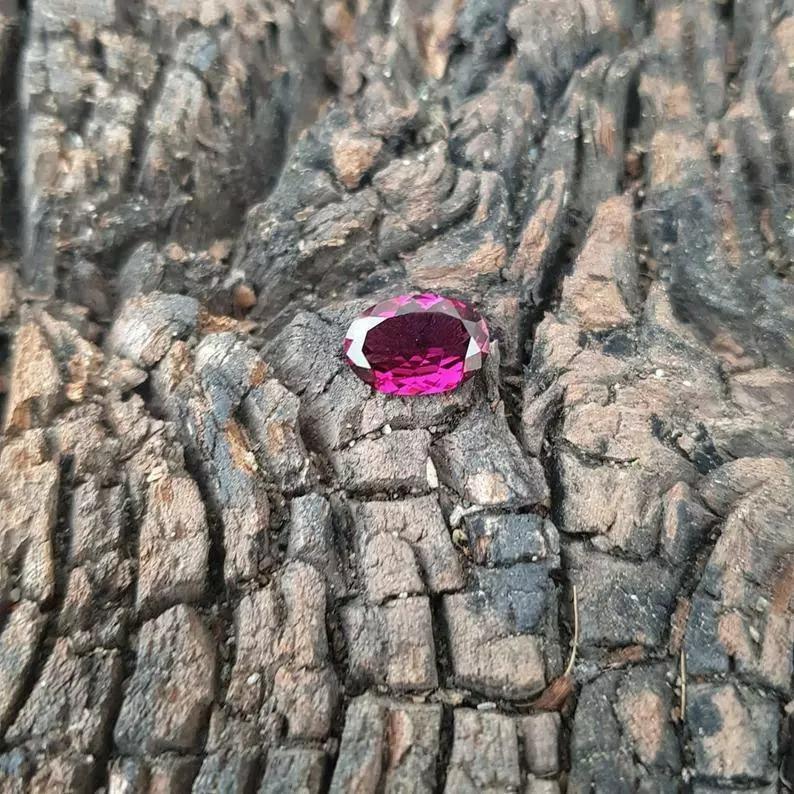 Natural Royal Purple Cut Stone Garnet of Mozambique In New Condition For Sale In Chicago, IL