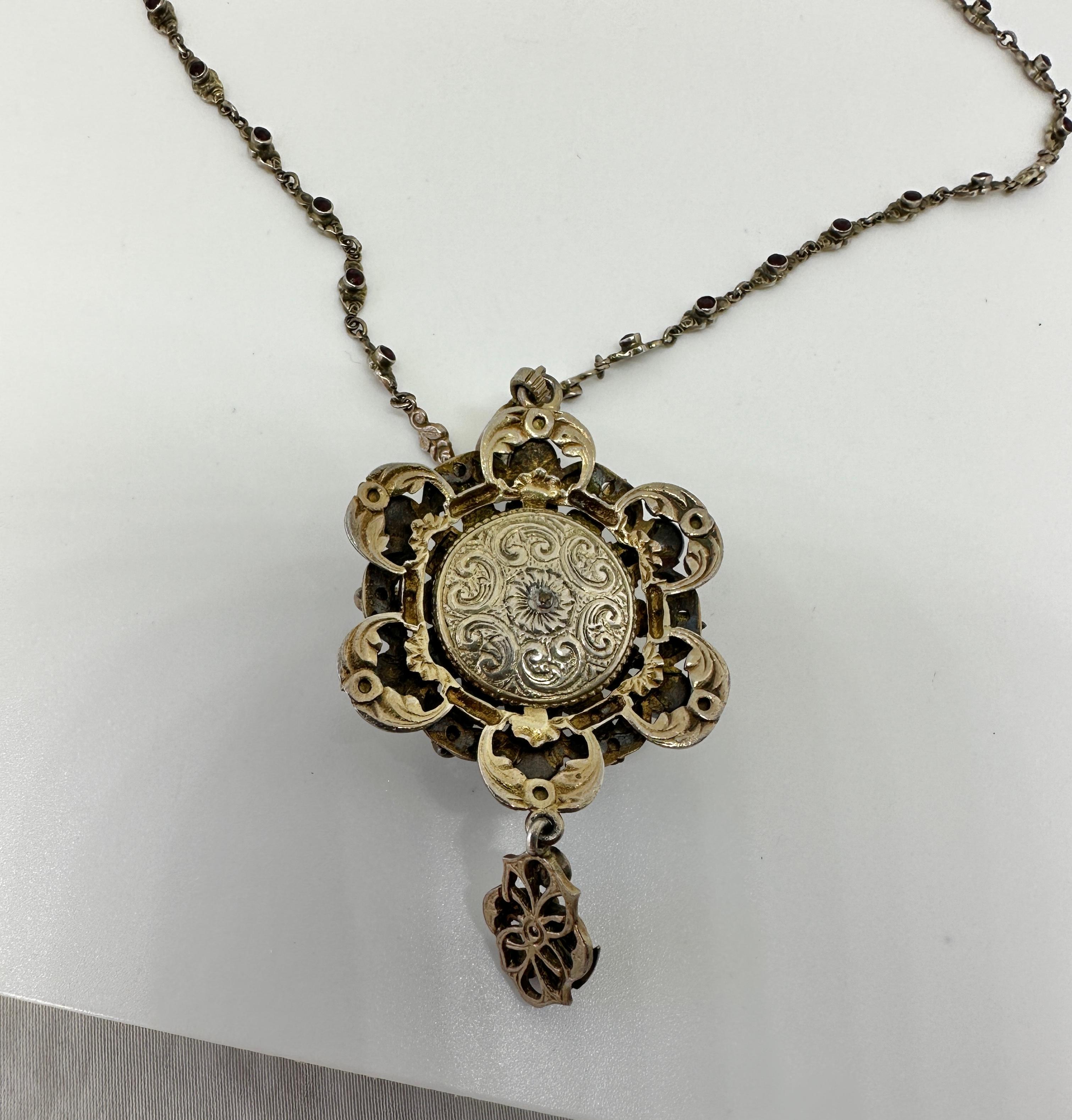 Garnet Pearl Necklace Austro-Hungarian Renaissance Revival Antique Flower Motif For Sale 7
