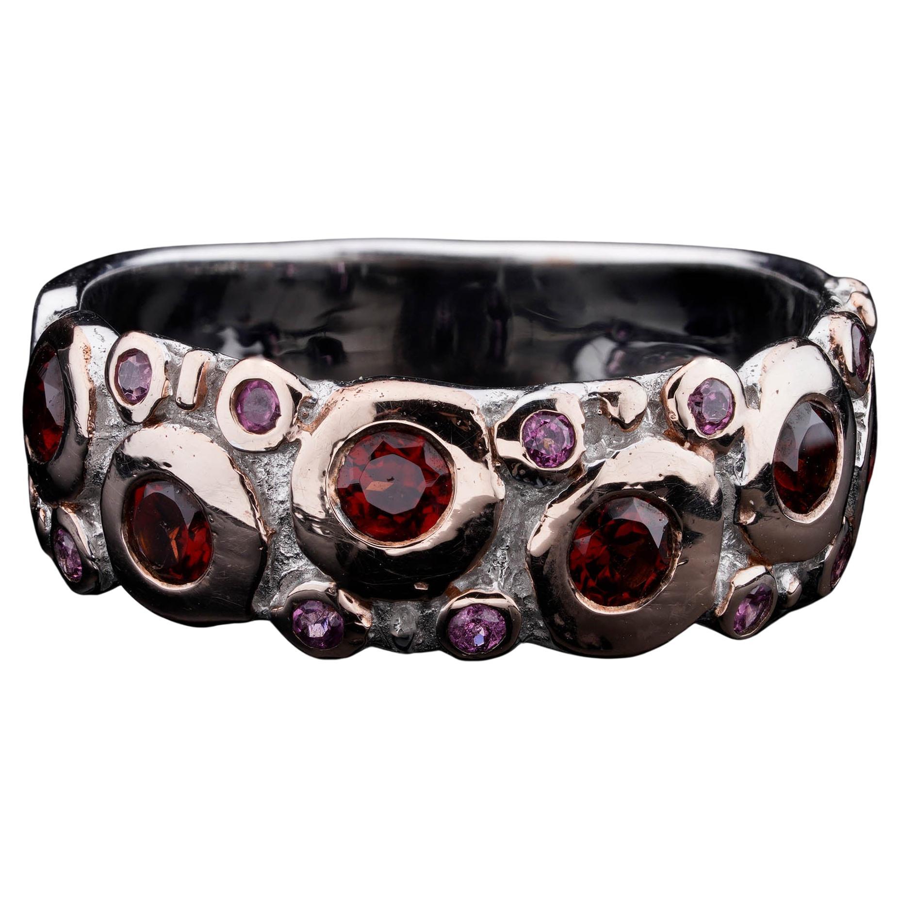 Bracelet en grenat, rhodolite et saphir rouge // Taille 9 en vente
