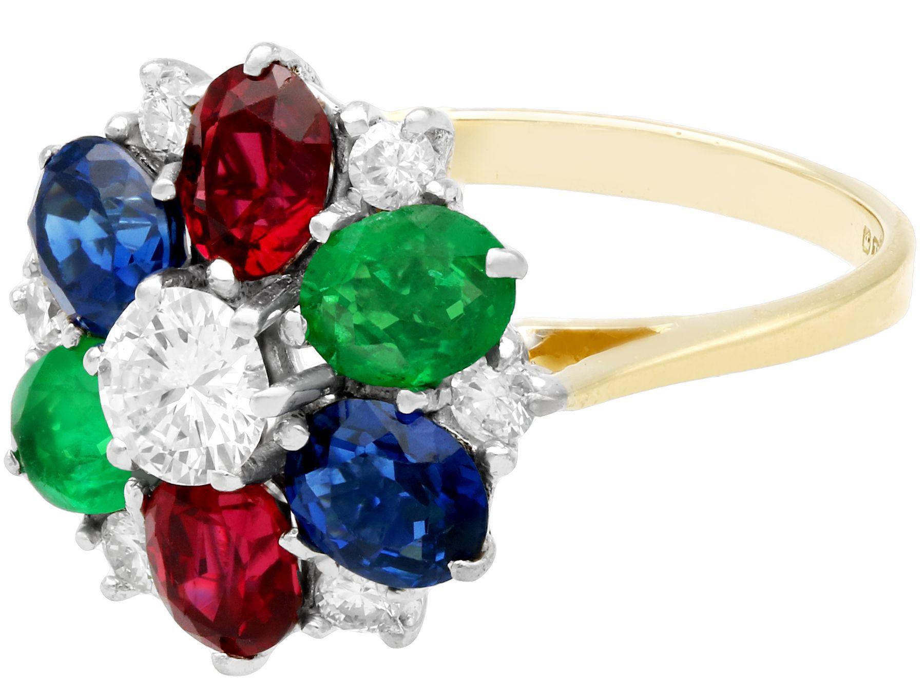 Vintage Garnet Sapphire Emerald and Diamond Cluster Ring In Excellent Condition For Sale In Jesmond, Newcastle Upon Tyne