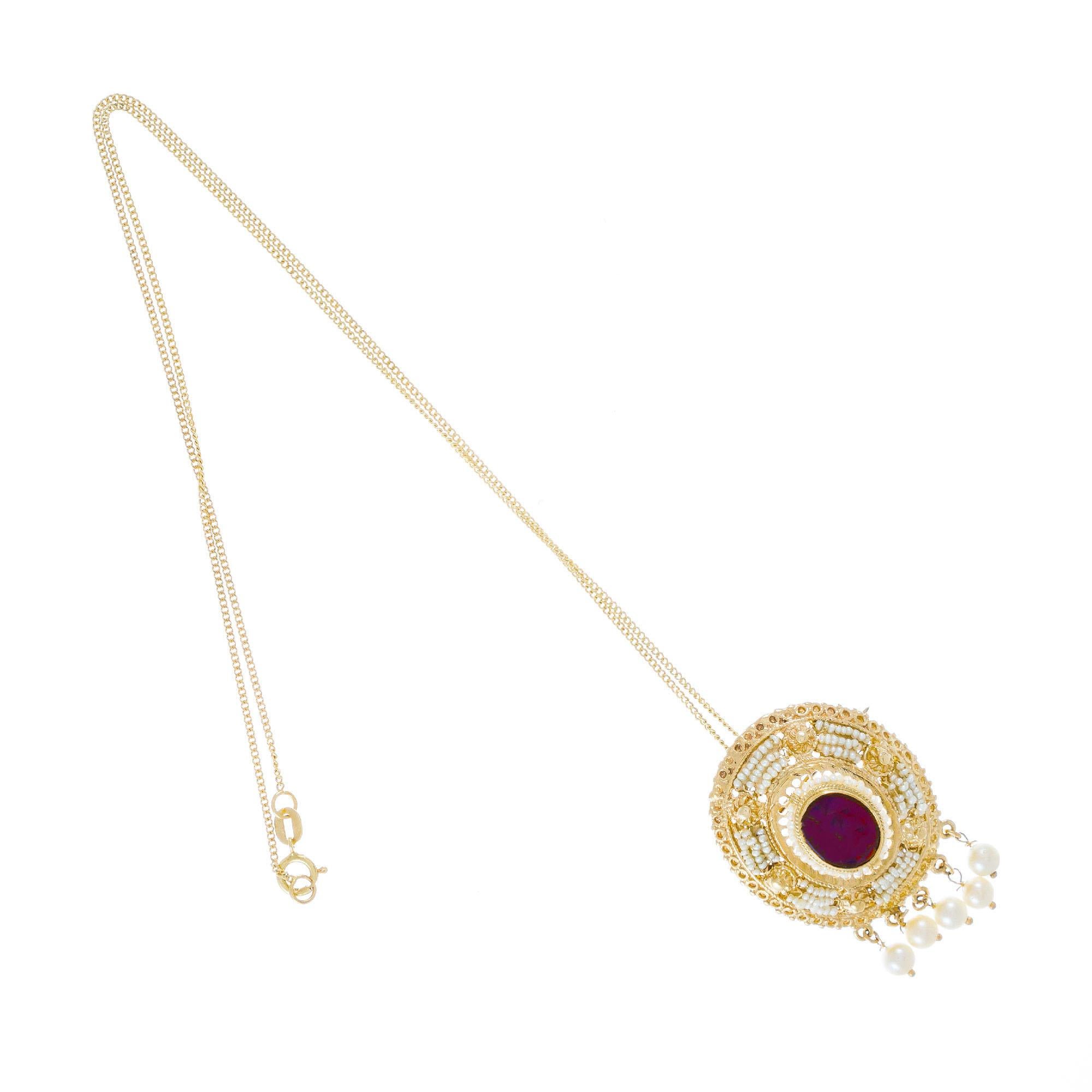 Garnet Seed Pearl Yellow Gold Pendant Brooch Pendant Necklace In Good Condition For Sale In Stamford, CT