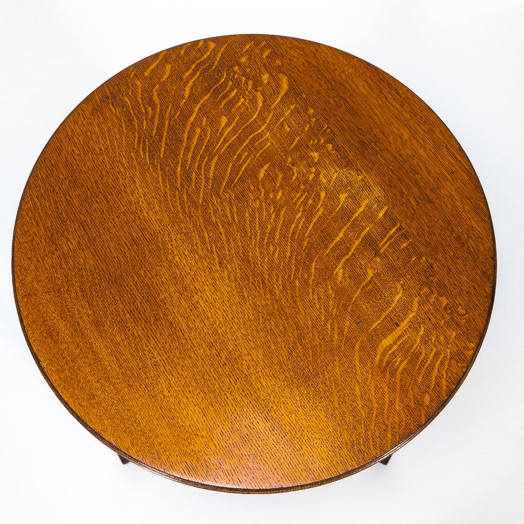 Garnet & Sons of Warrington. Aesthetic Movement Oak Side or Cricket Table For Sale 2