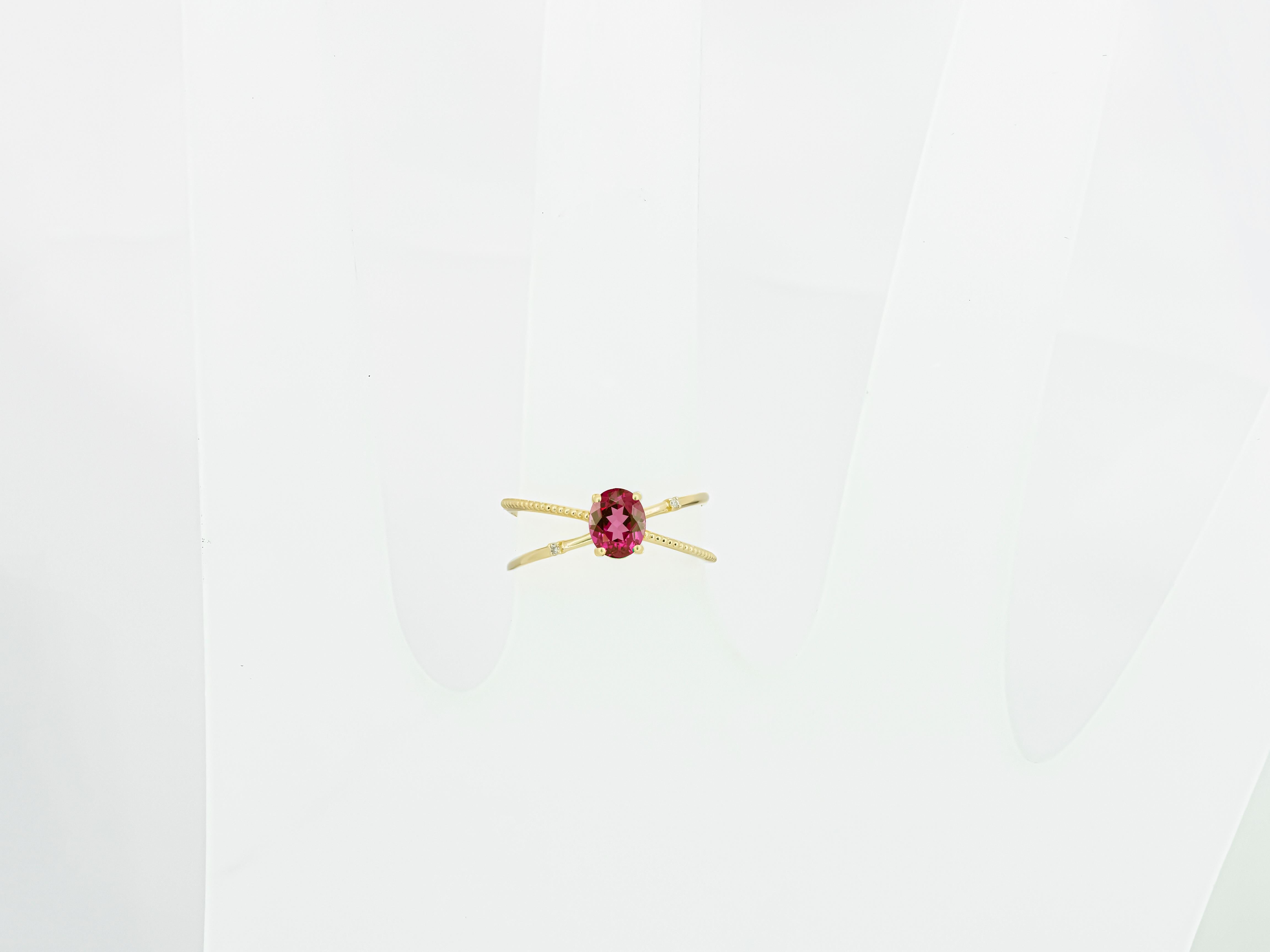 For Sale:  Garnet Spiral Ring, Oval Garnet Ring, Garnet Gold Ring 6