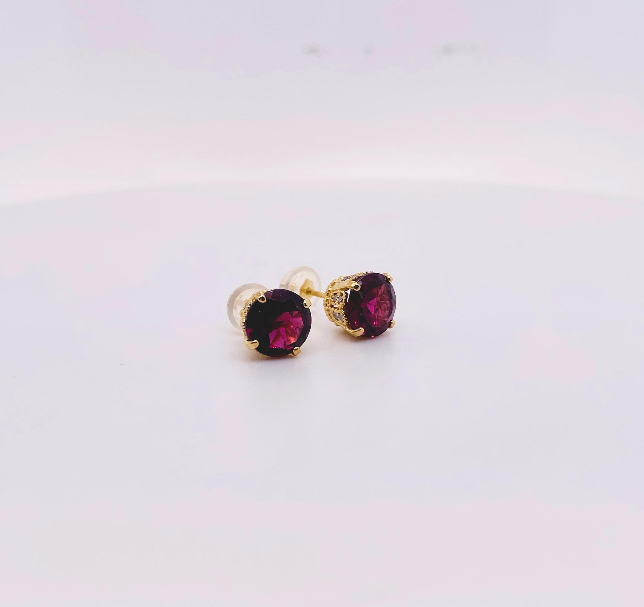 The genuine Rhodalite Garnet stud earrings have 14 karat yellow gold stud style. The details for these gorgeous earrings are listed below:
Metal Quality: 14 K Yellow Gold 
Earring Type: Stud
Gemstone: Garnet (Rhodalite)
Gemstone Weight: 1.82
