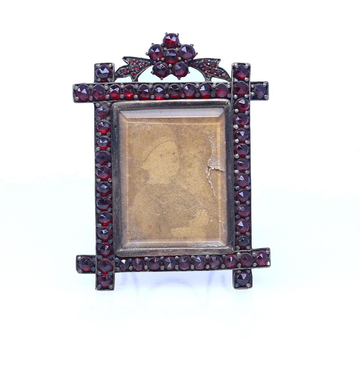 Round Cut Garnet Desk Picture Frame Property Duchess of Roxburghe, 1885 For Sale