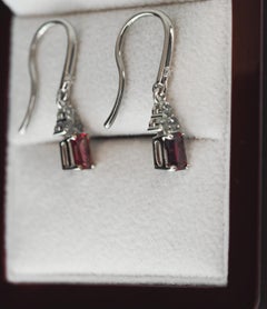 Ohrringe mit Granat und Turmalin aus 14k Gold