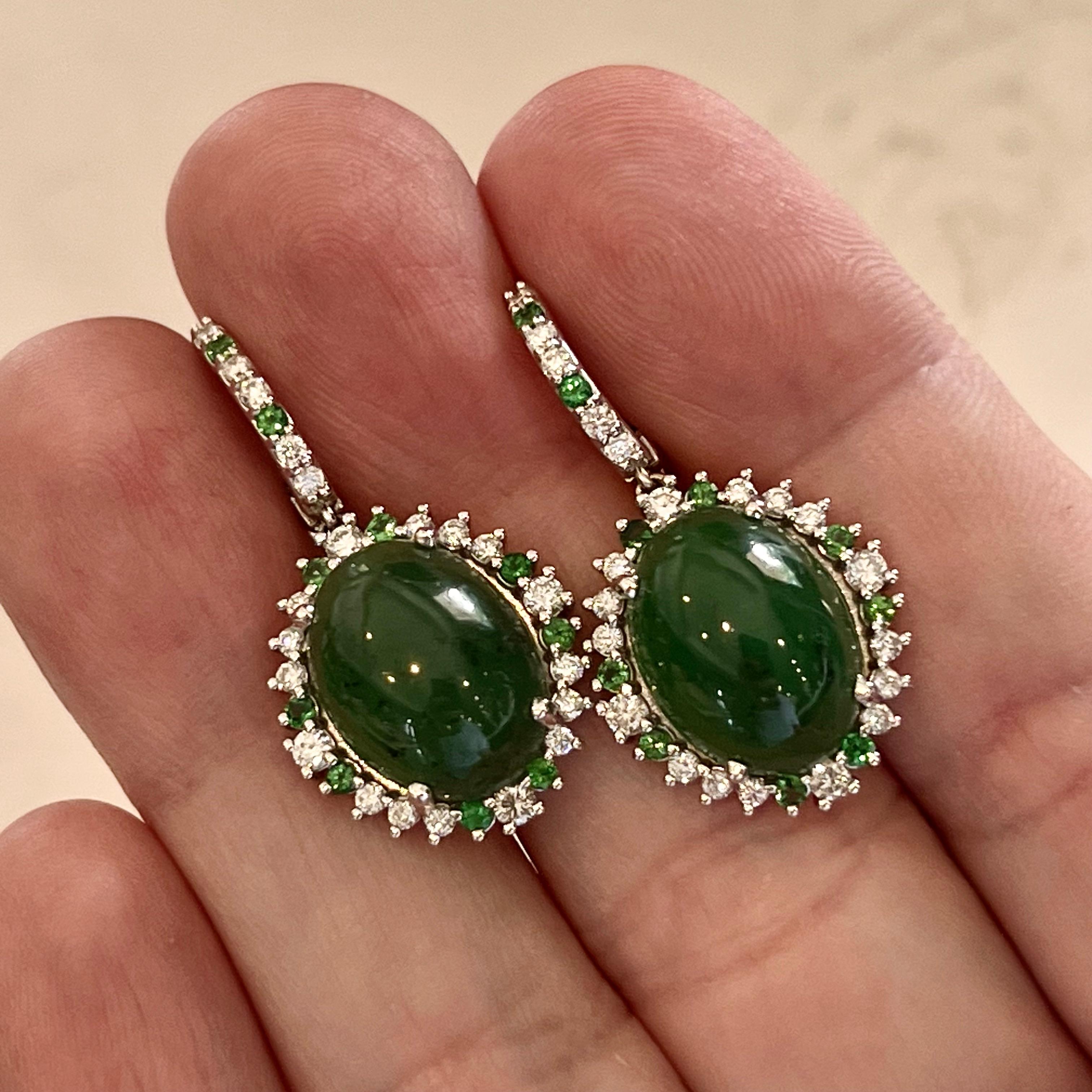 Taglio ovale Orecchini con granato, tsavorite e diamanti 14k WG 22,44 TCW certificati in vendita