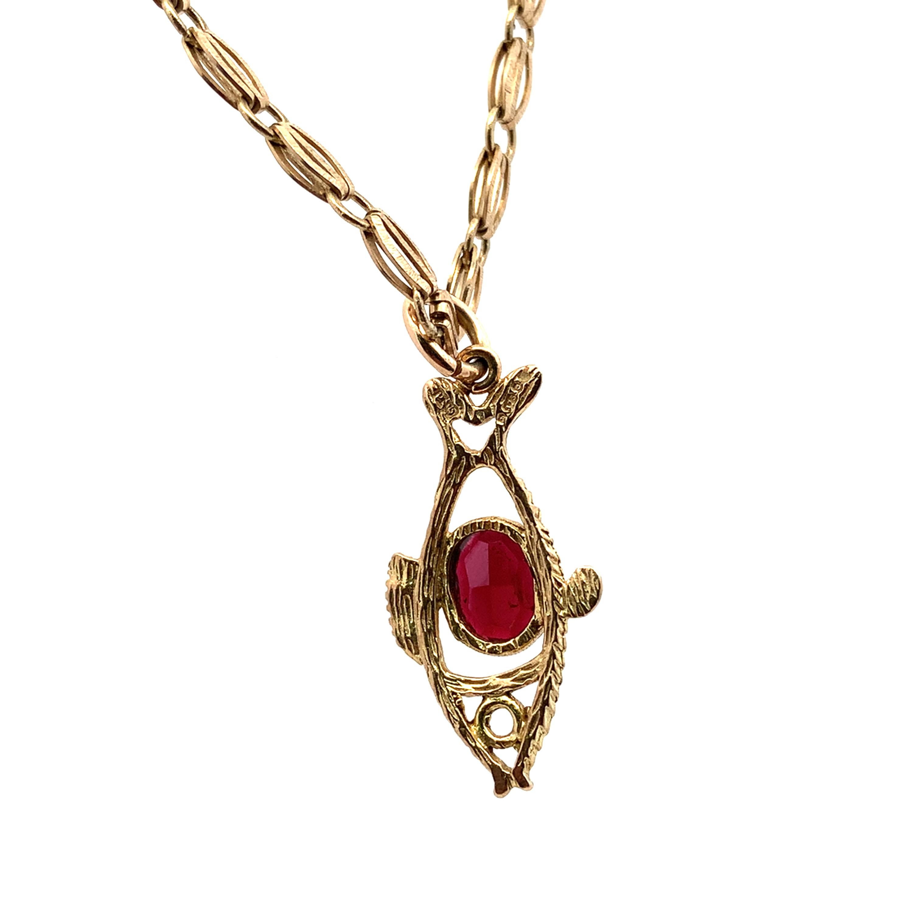 Women's or Men's Garnet vintage fish shaped pendant necklace yellow gold For Sale