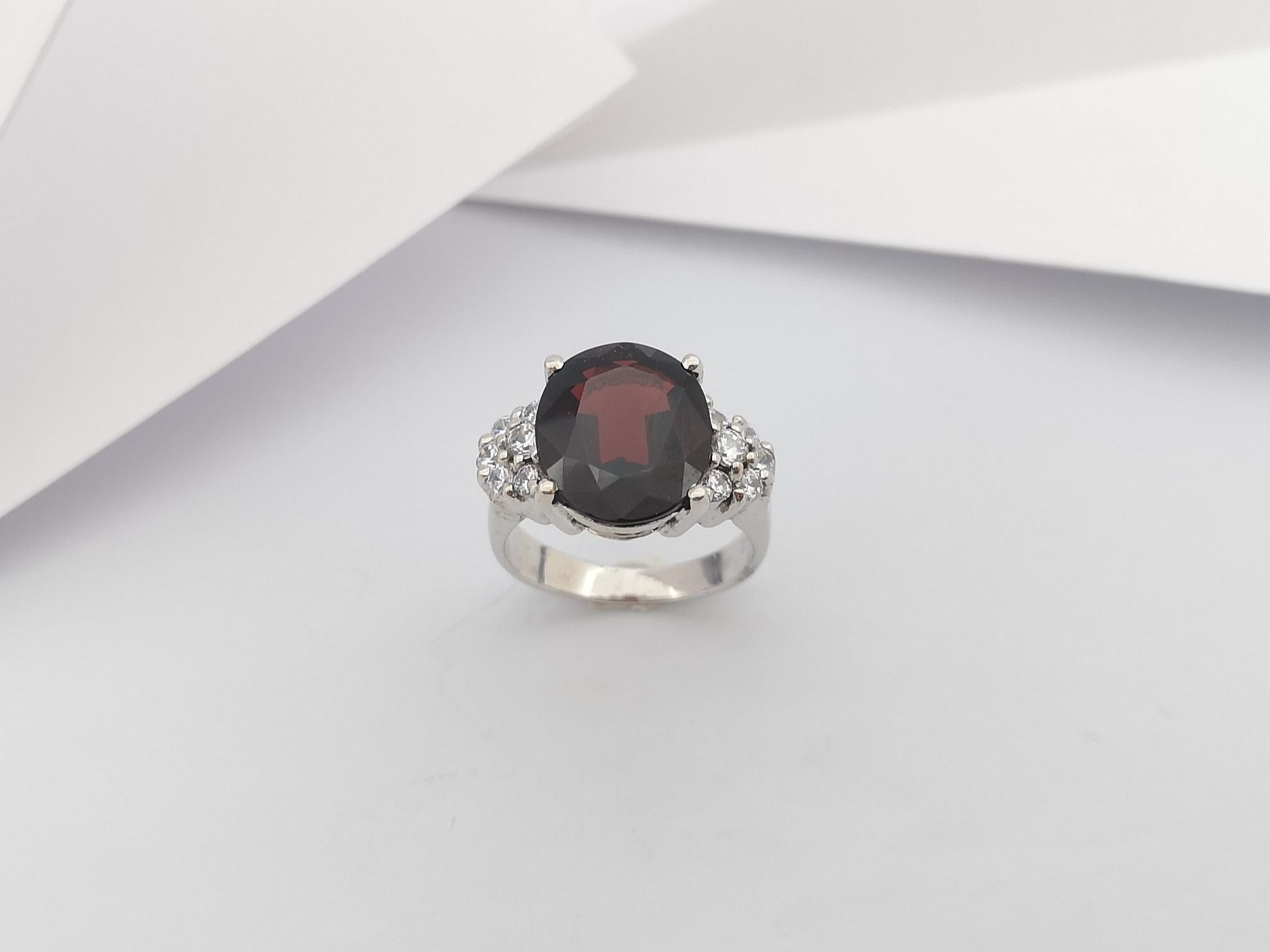 Garnet with Cubic Zirconia Ring set in Silver Settings For Sale 5
