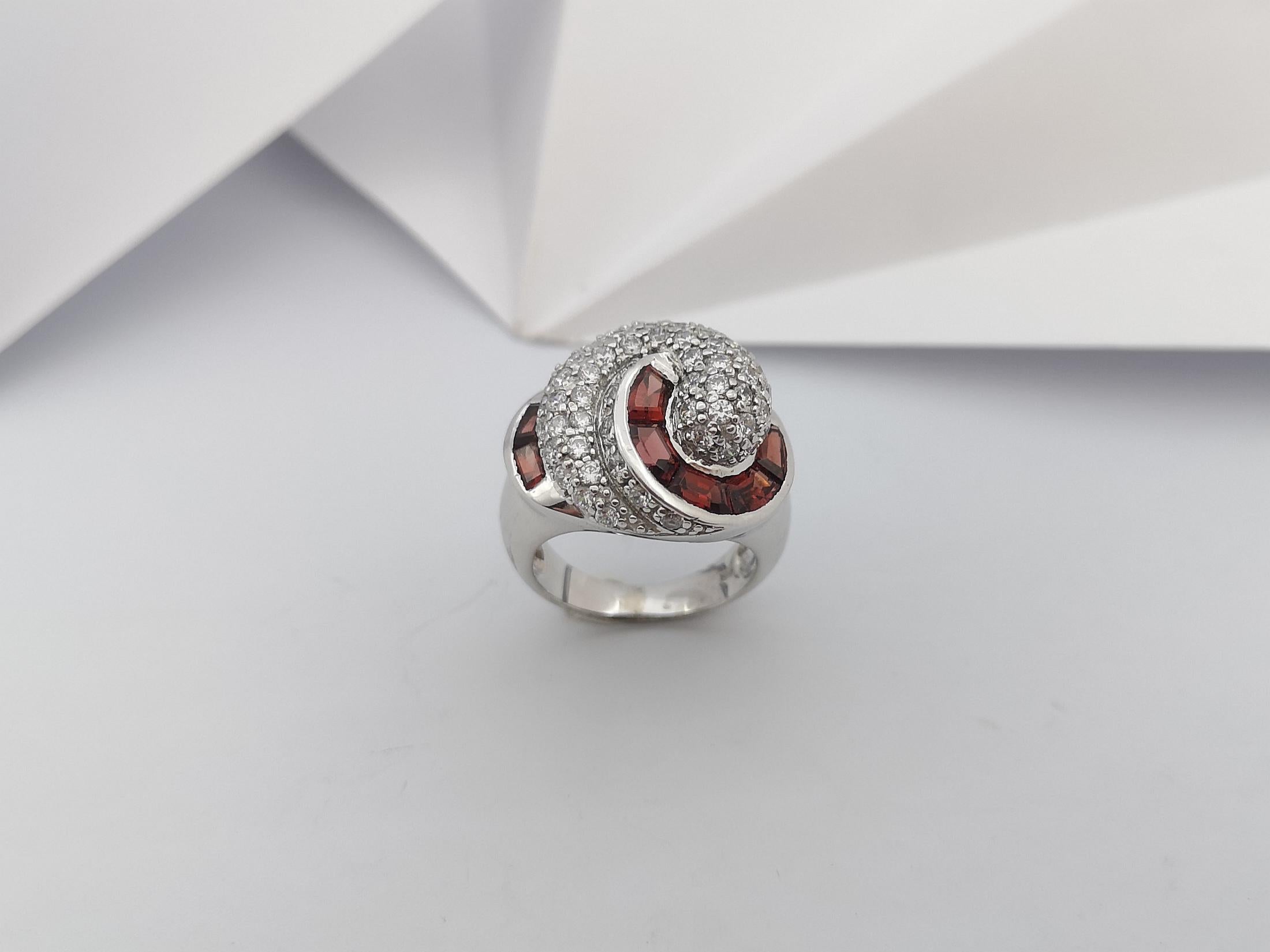 Garnet with Cubic Zirconia Ring set in Silver Settings For Sale 8