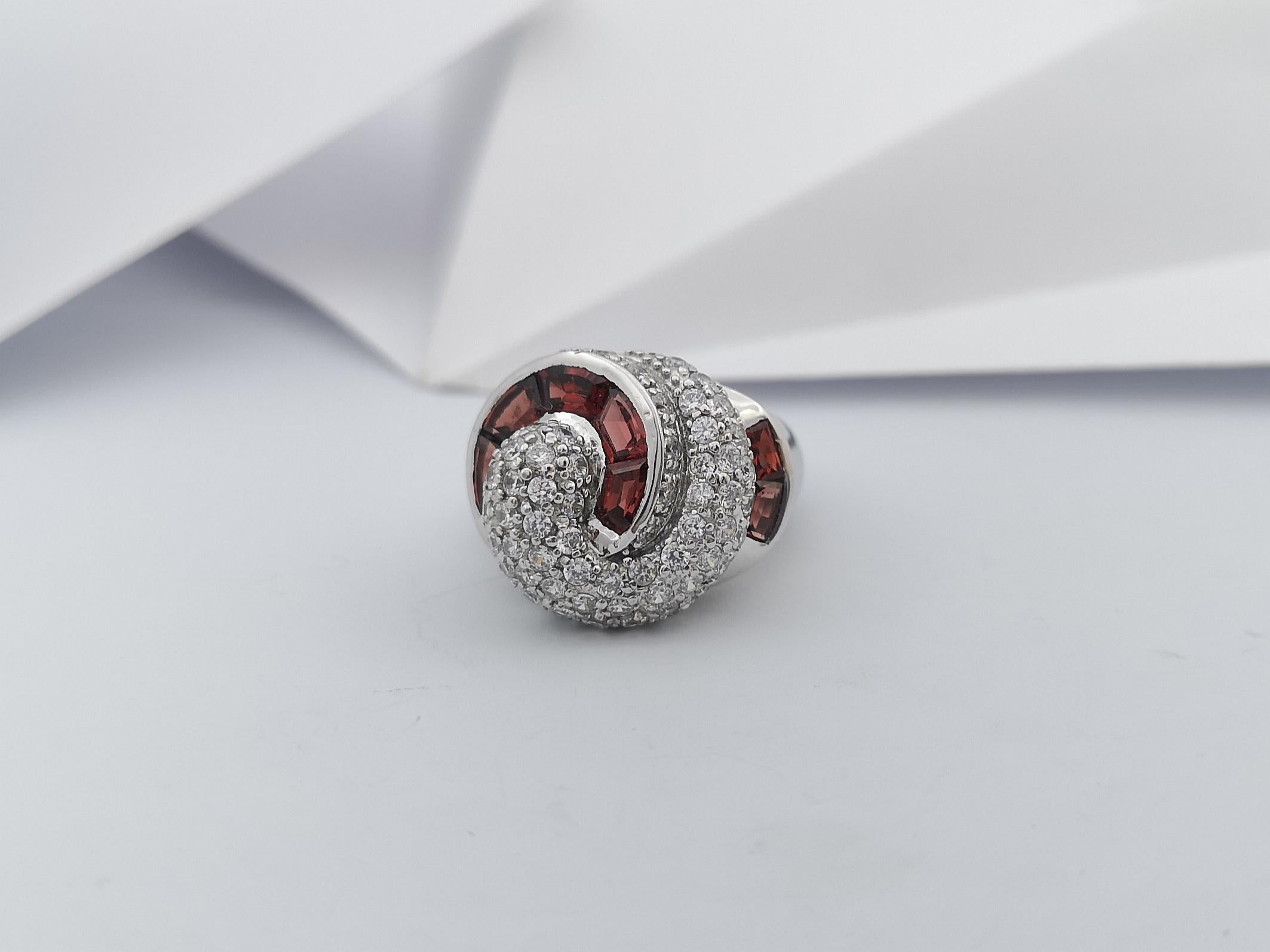 Women's Garnet with Cubic Zirconia Ring set in Silver Settings For Sale