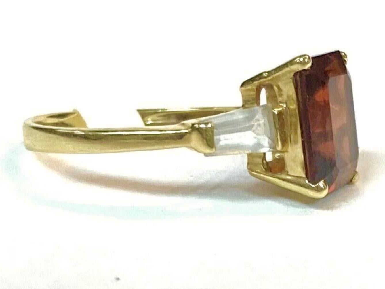Garnet With Diamond Baguettes 14K Yellow Gold Ring In Excellent Condition For Sale In Bradenton, FL
