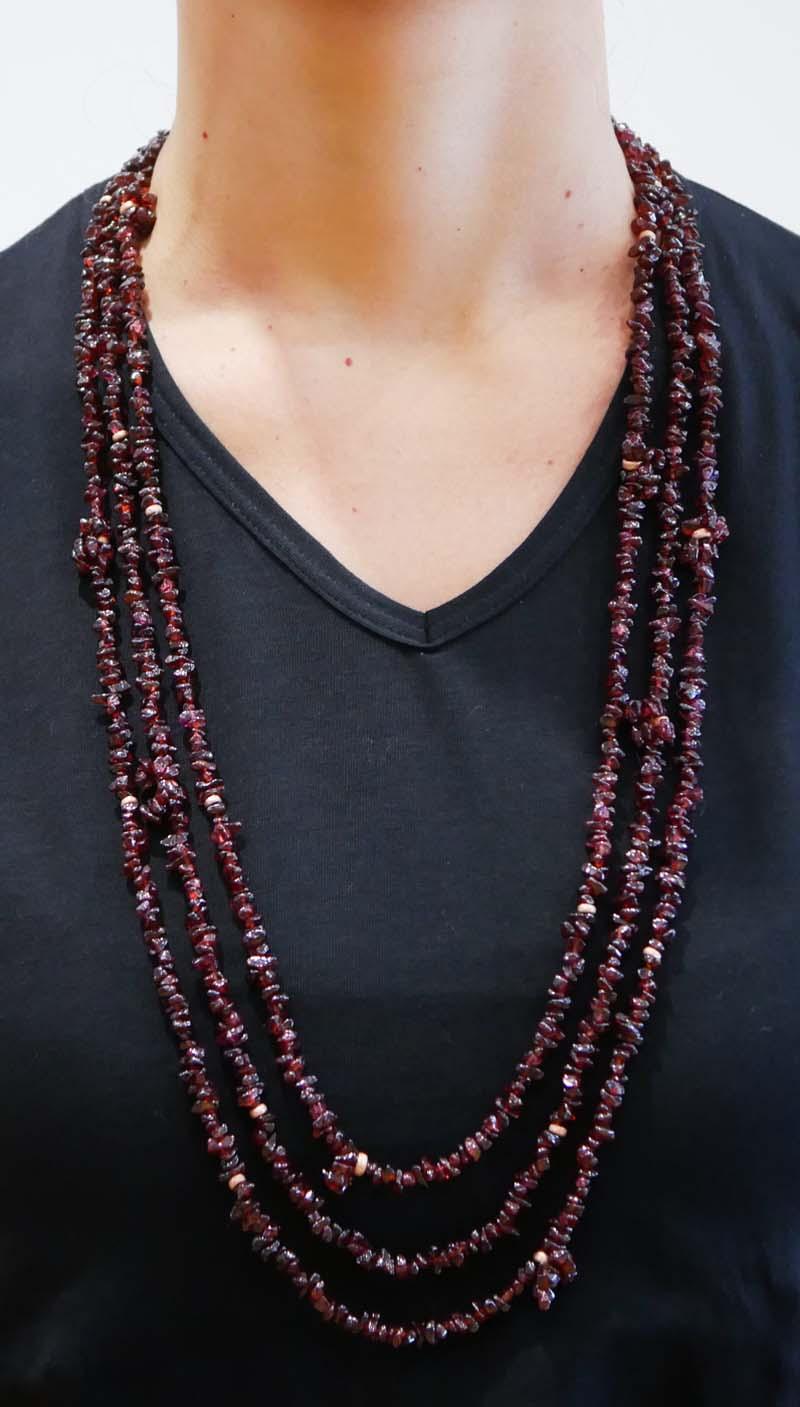 Collana di granati a più fili In condizioni buone in vendita a Marcianise, Marcianise (CE)