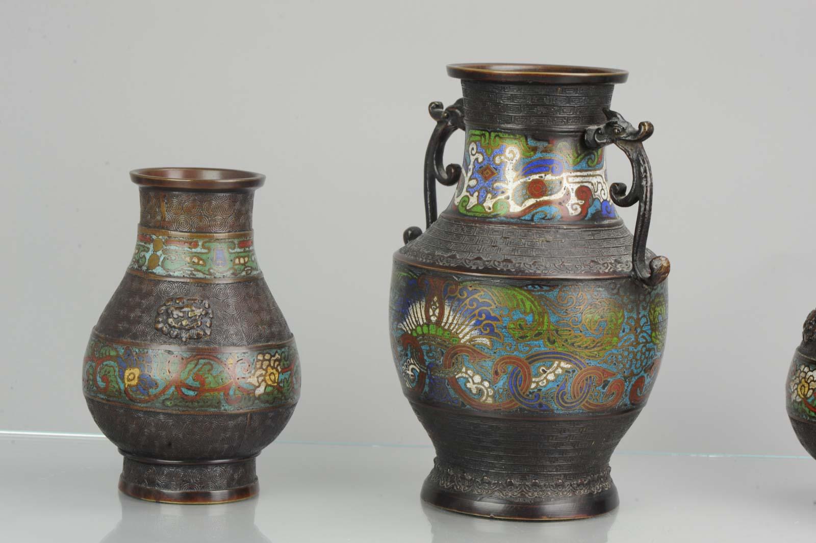 Garnitur Antike circa 1900 Japanische Bronze Vase Blumen Heimdekoration im Angebot 3