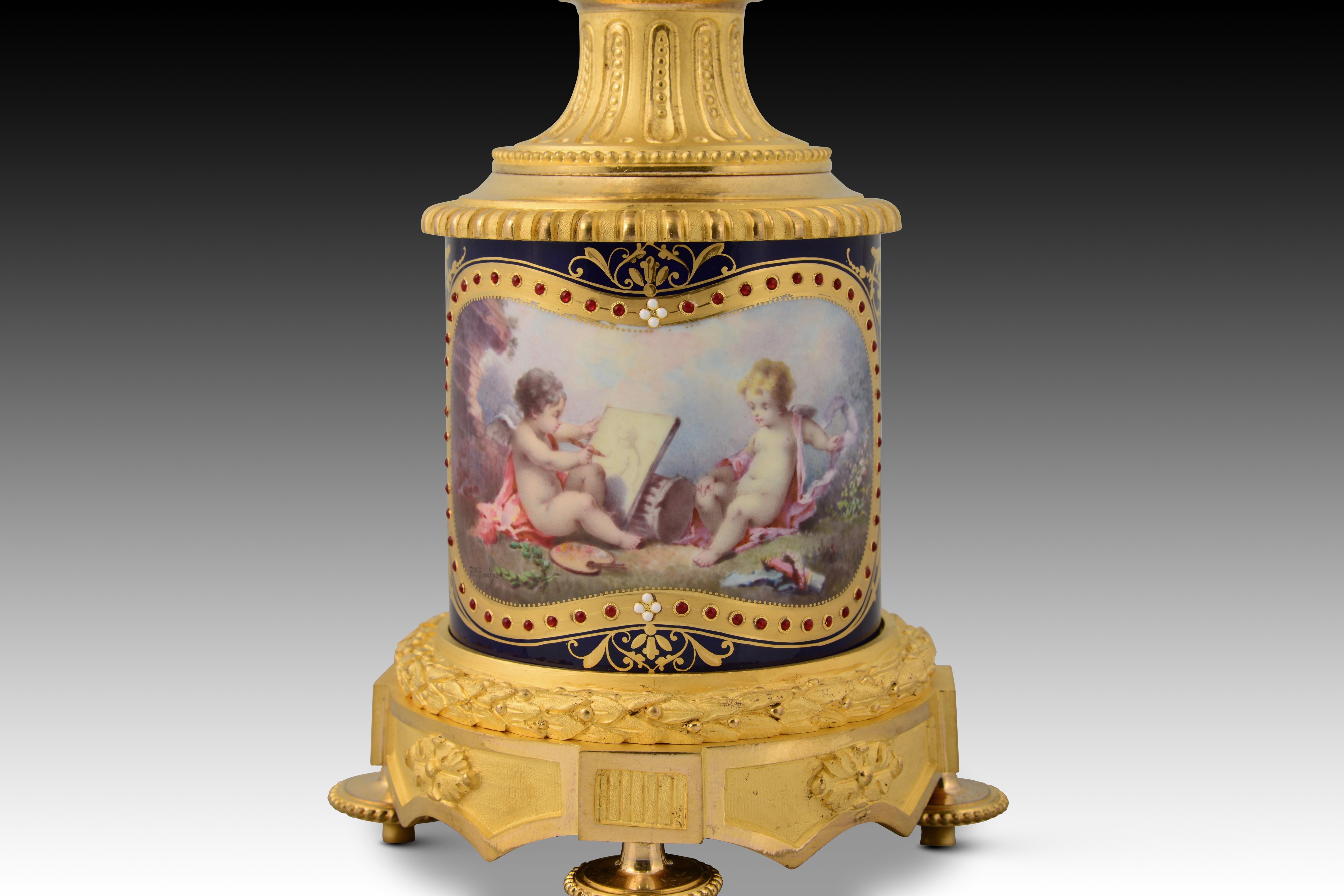 Garniture, clock and candelabra. Bronze, porcelain. France, 19th century. For Sale 10