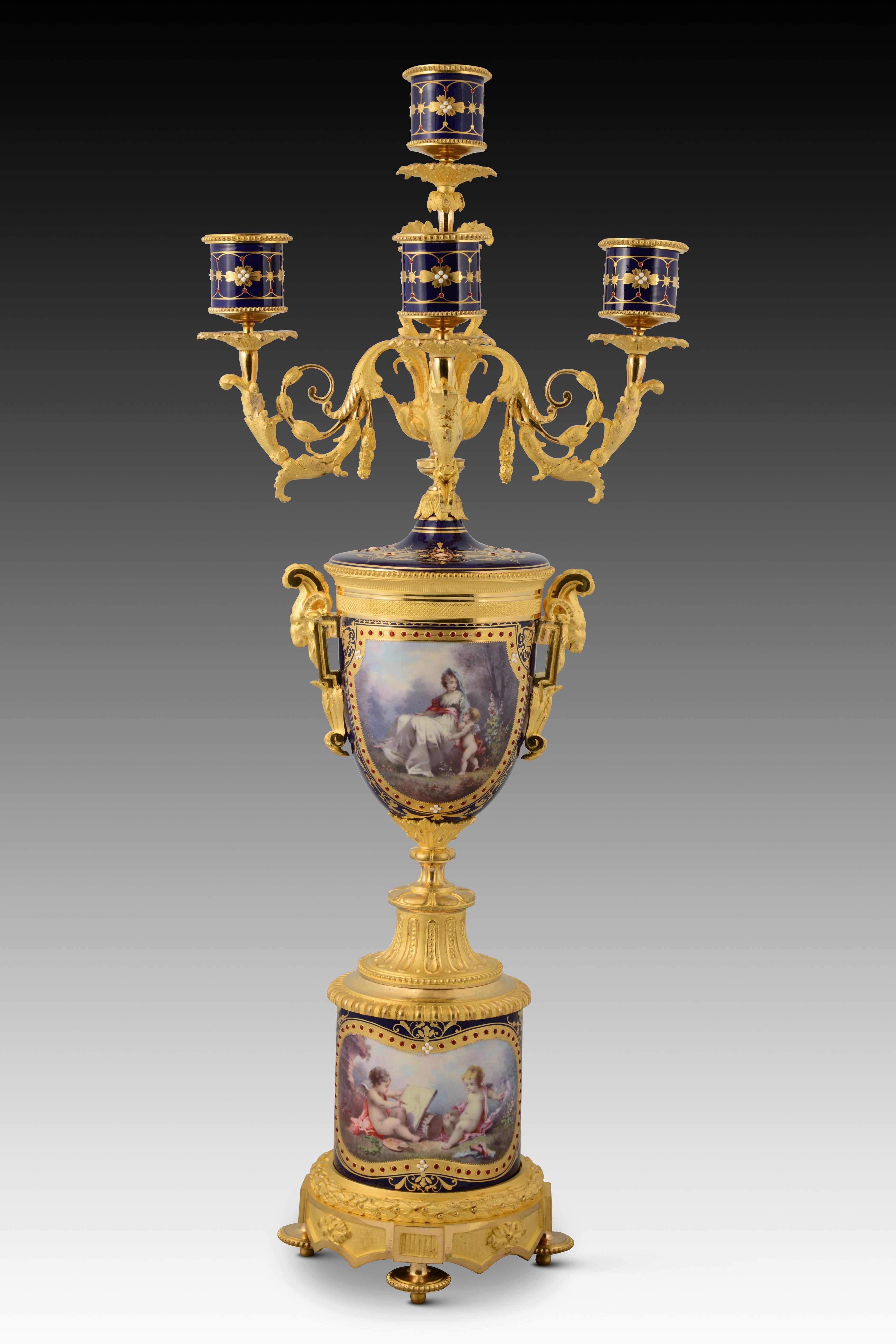 Garniture, clock and candelabra. Bronze, porcelain. France, 19th century. For Sale 12
