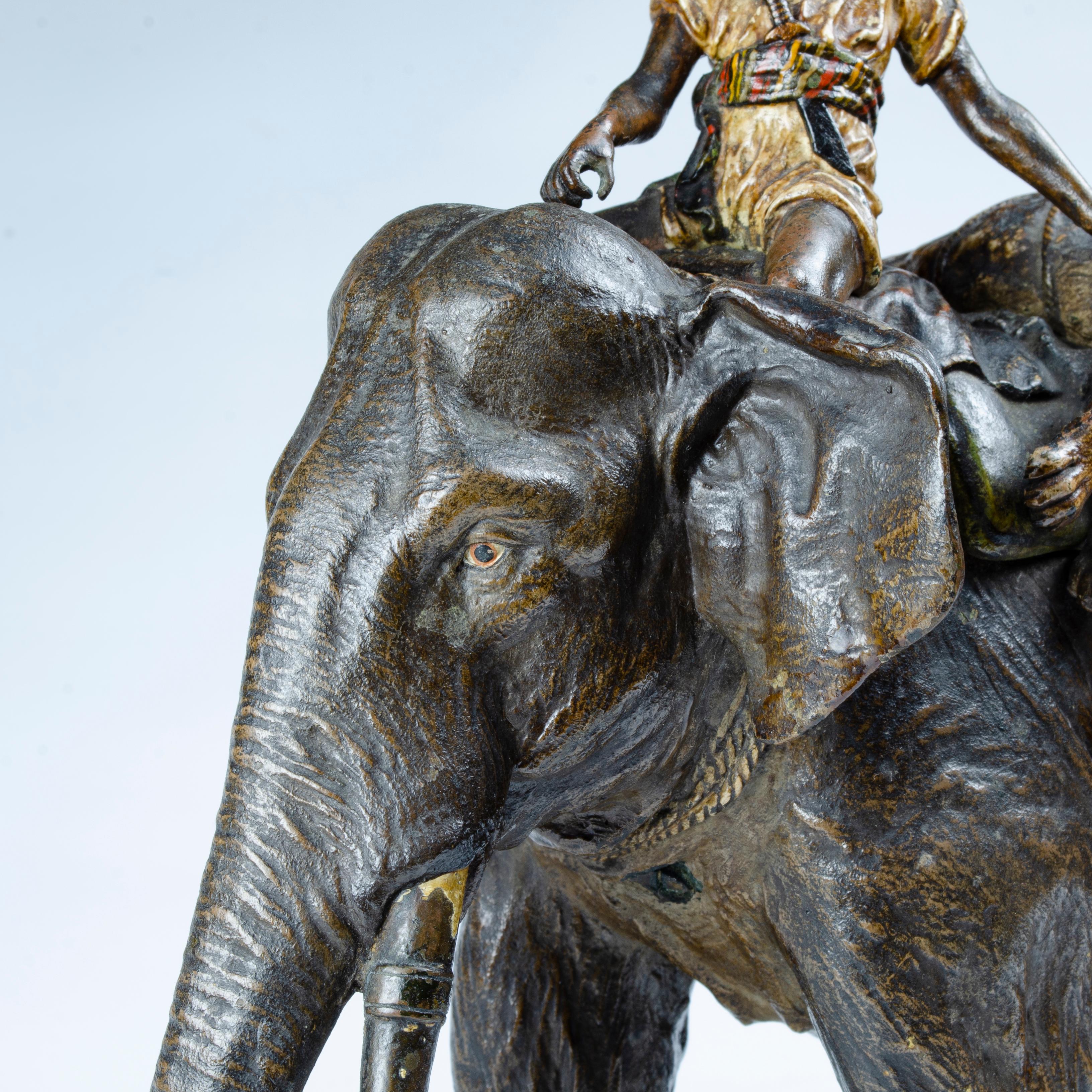 Austriaco Guarnitura di figure in bronzo di Franz Xaver Bergman in vendita