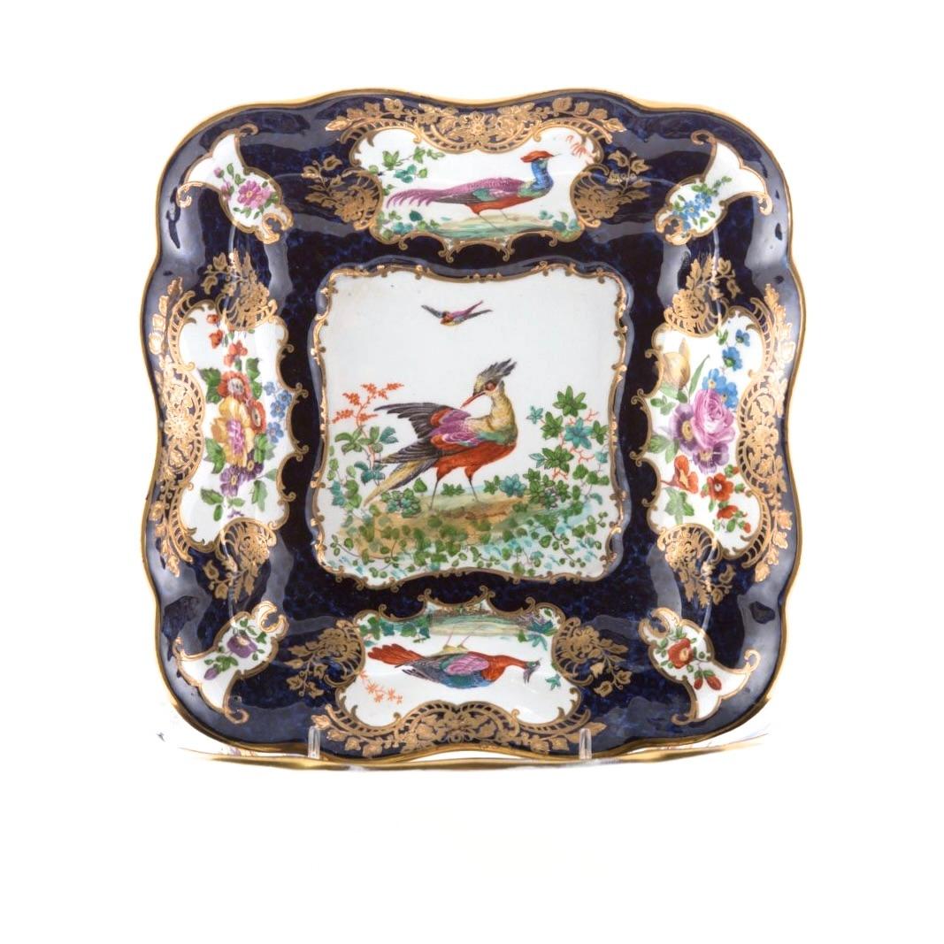 Garnitur von English Chelsea Bird' Pattern Porcelain- Sieben Pieces (19. Jahrhundert) im Angebot