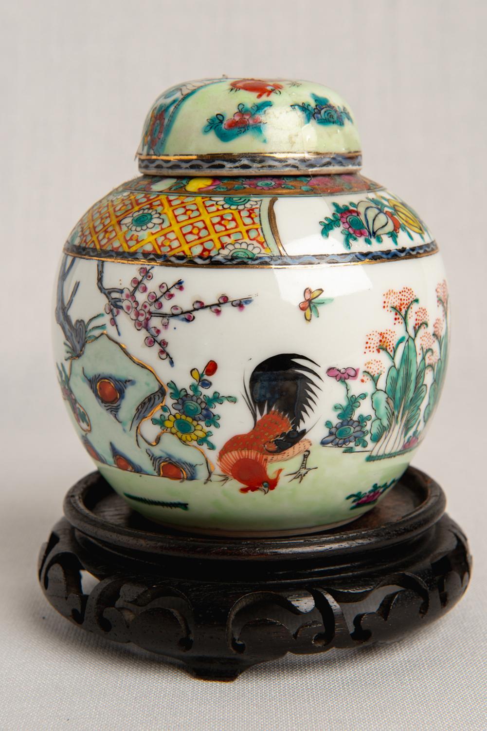 Juego de porcelana china siglo XX en venta