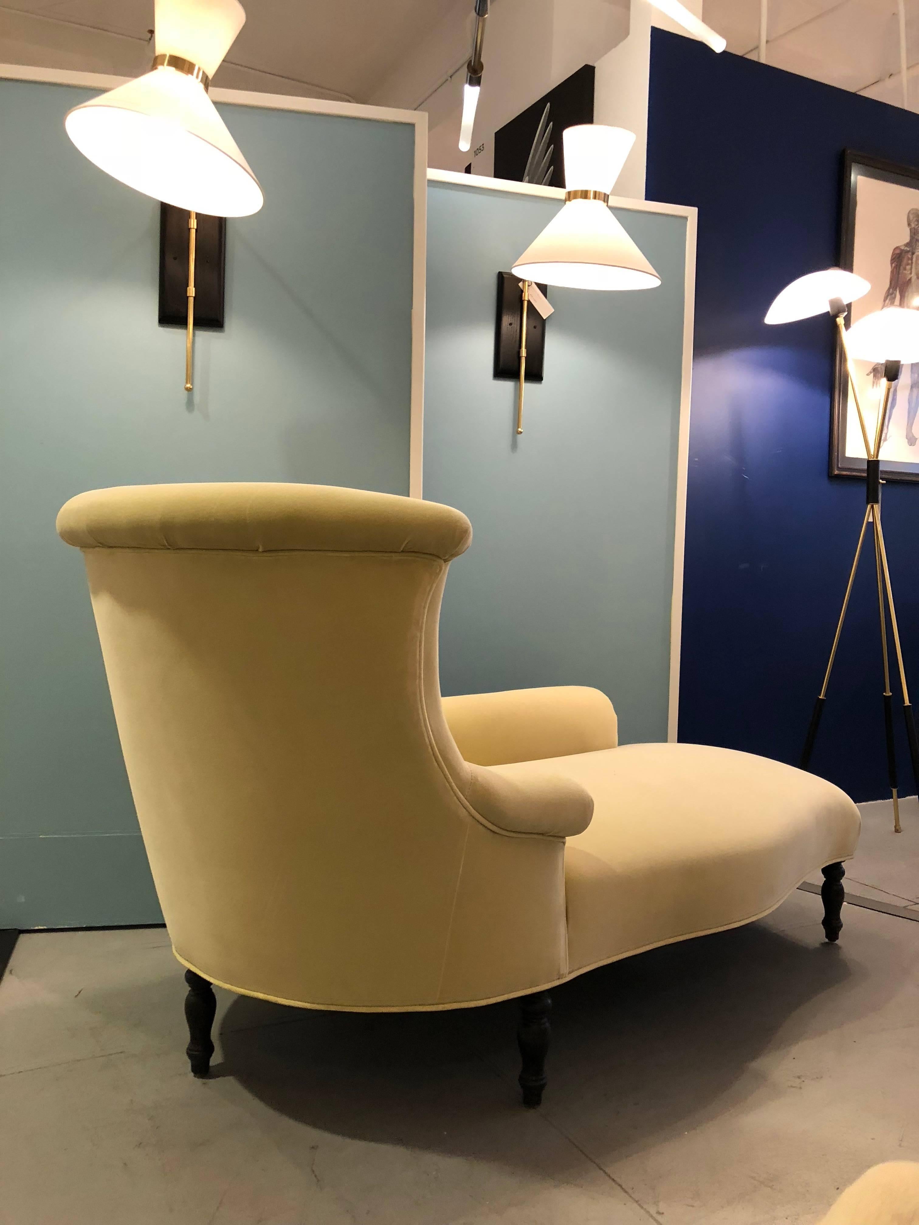 Velvet Garonne Chaise Lounge by Bourgeois Boheme Atelier For Sale