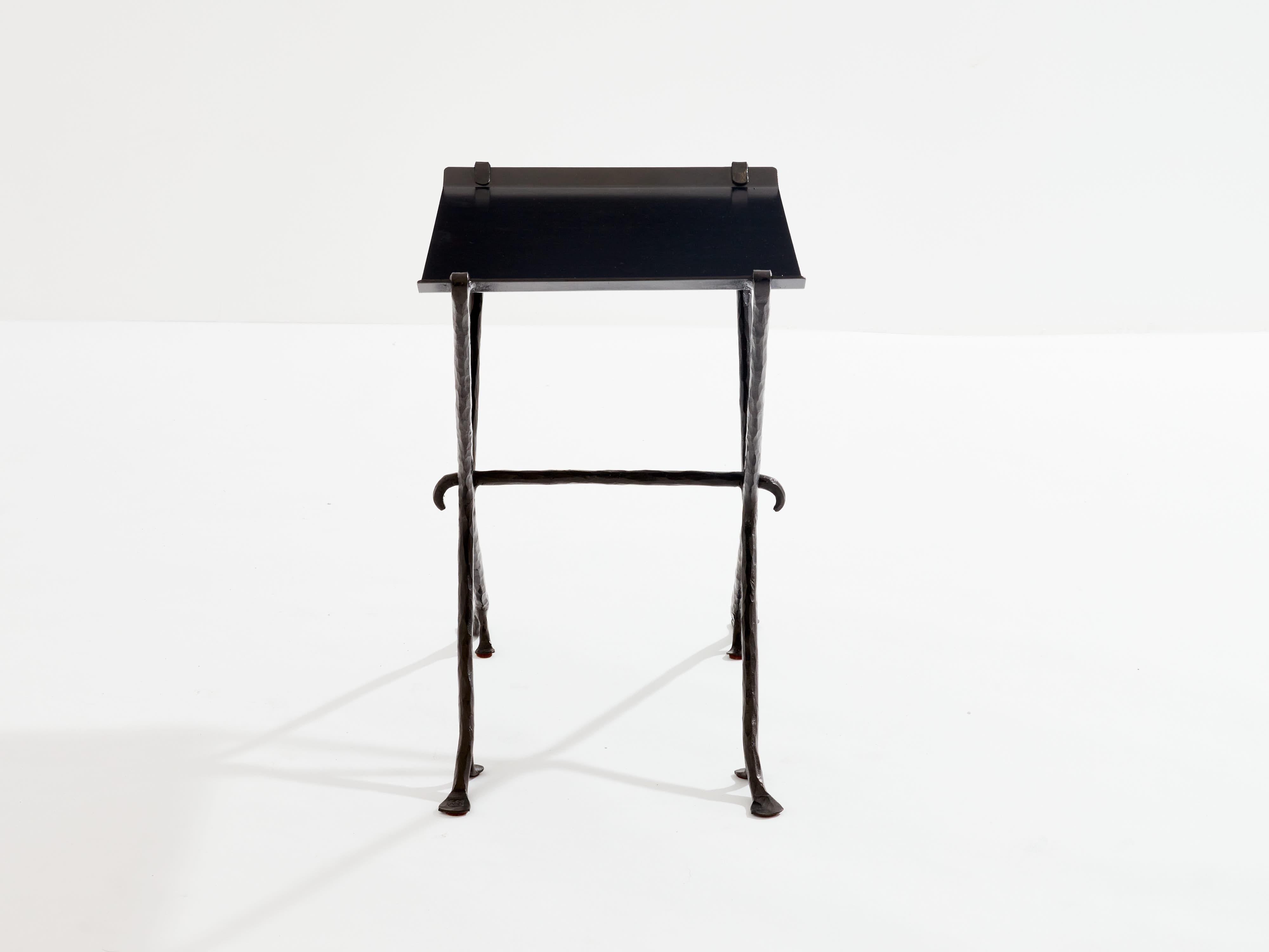 Fin du 20e siècle Garouste and Bonetti Table d'appoint Isis en fer forgé 1987 en vente