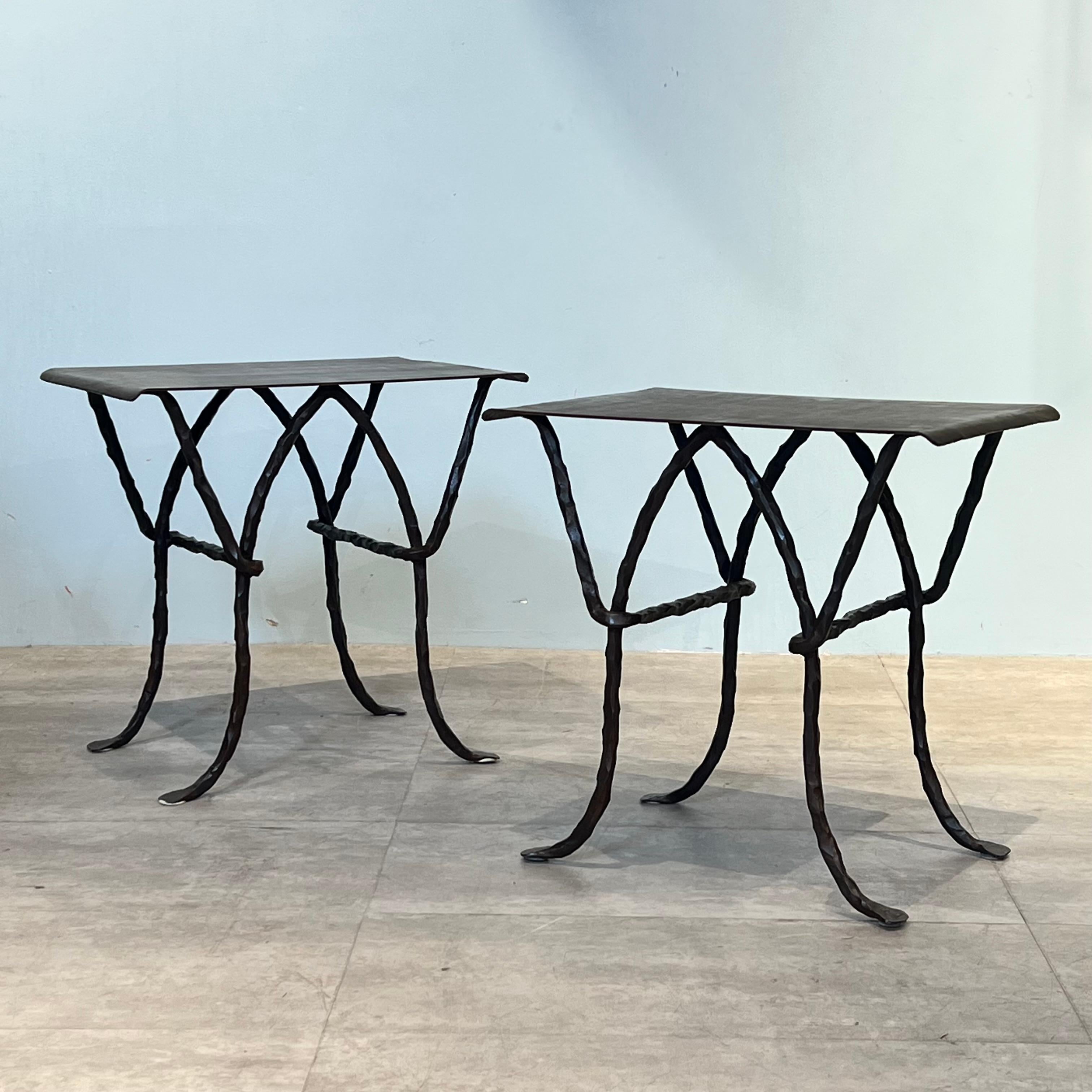 A very unique pair of side tables by Garouste and Bonetti

Signed and numbered 1/2 and 2/2 

Bronze and very low edition 

Very elegant and collectible design from the 1980s

Rare on the market 