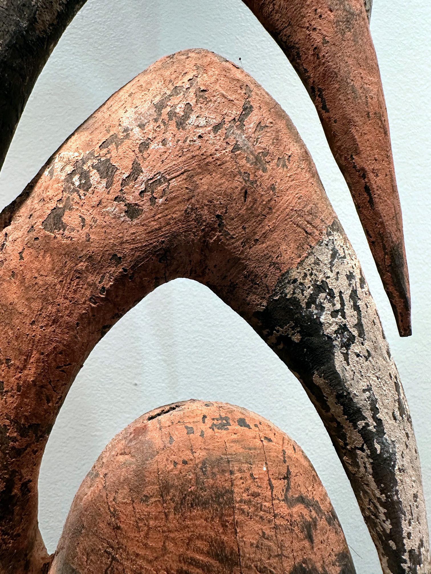 Garra Hook Sculpture on Display Stand Mid-Sepik River Papua New Guinea For Sale 5