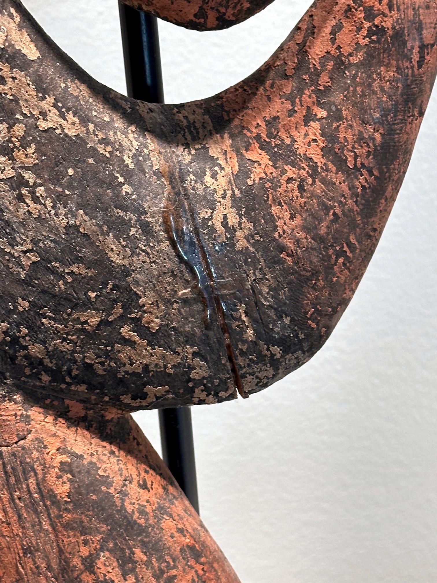 Garra Hook Sculpture on Display Stand Mid-Sepik River Papua New Guinea For Sale 7