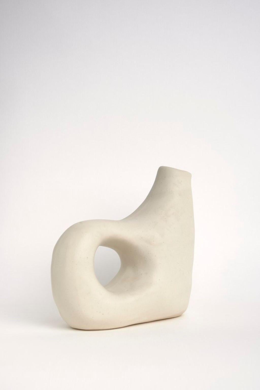 Modern Garrafa No. I Vase by Camila Apaez For Sale
