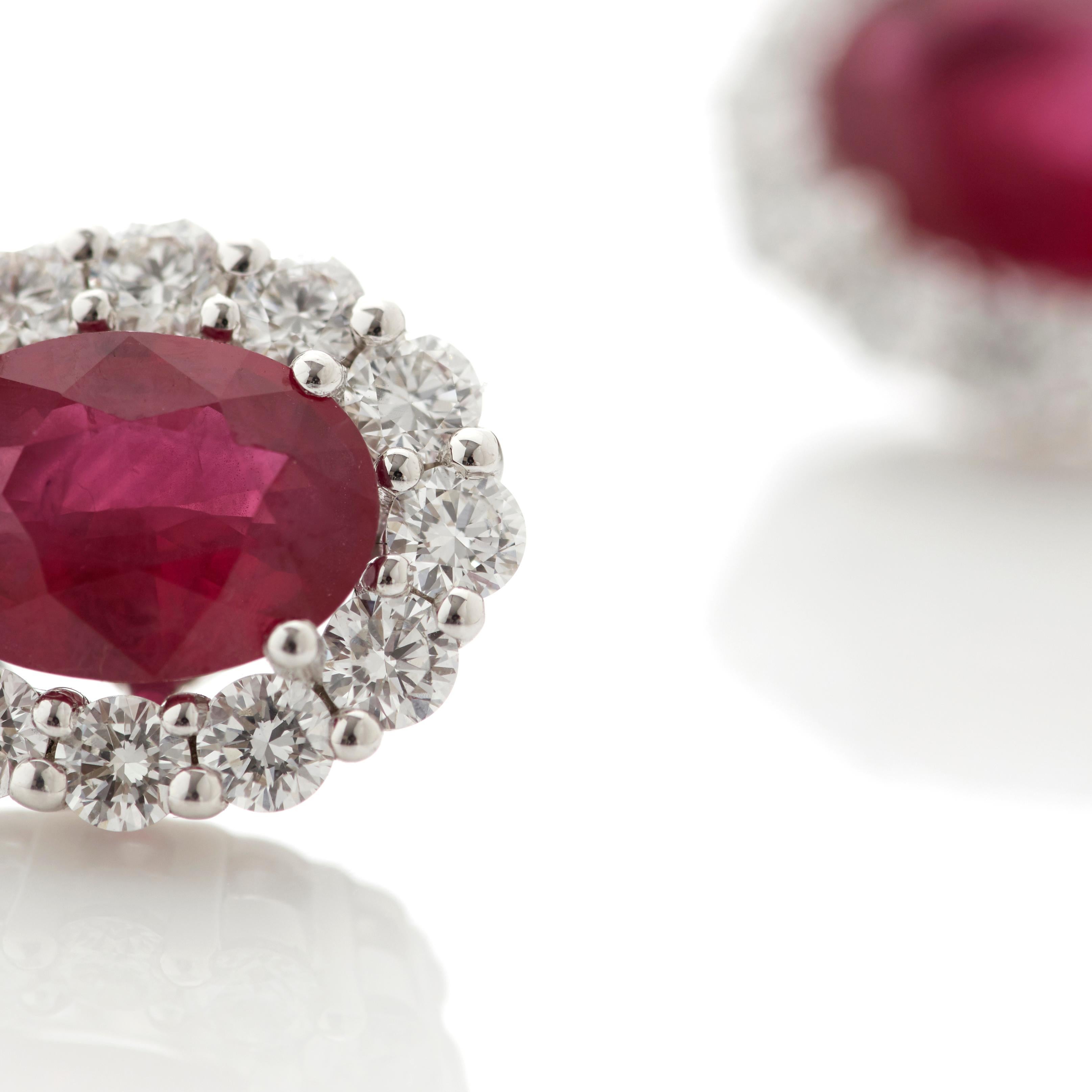 Garrard '1735' Platinum White Diamond and Oval Ruby Drop Earrings In New Condition For Sale In London, London