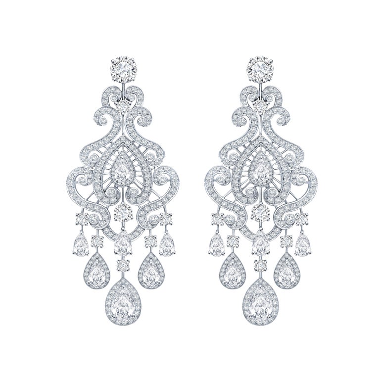 Garrard Bridal 18 Karat White Gold GIA Certified Diamond Chandelier Earrings For Sale