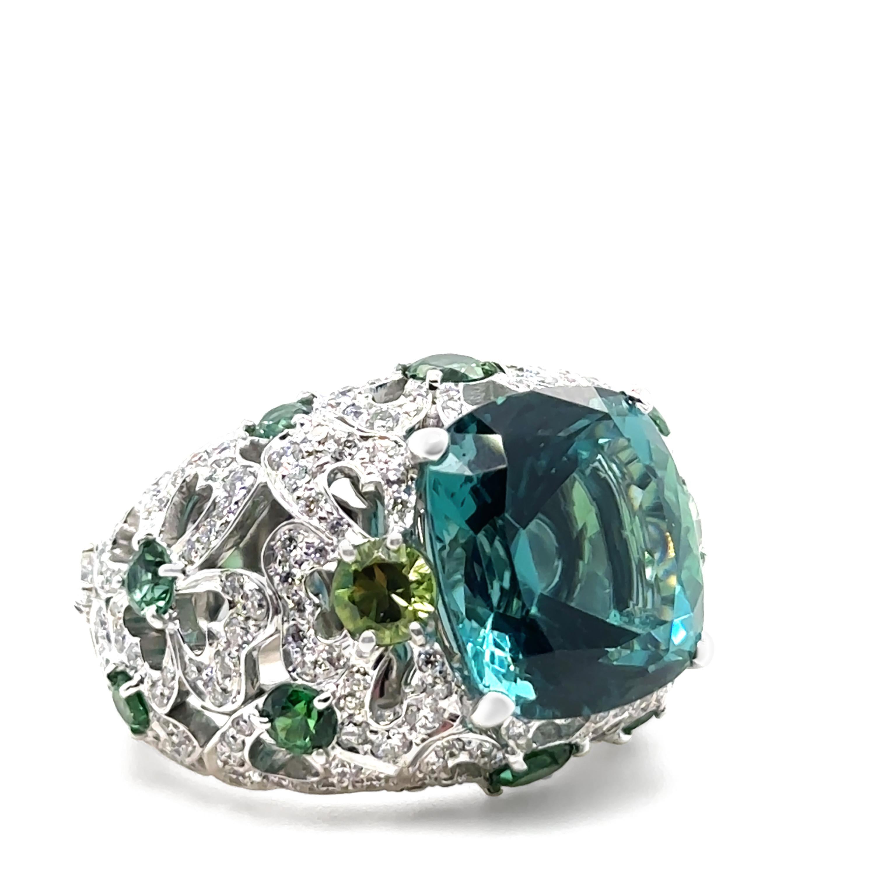 Garrard 18ct White Gold Bombé Cocktail Ring 11.47ct 6