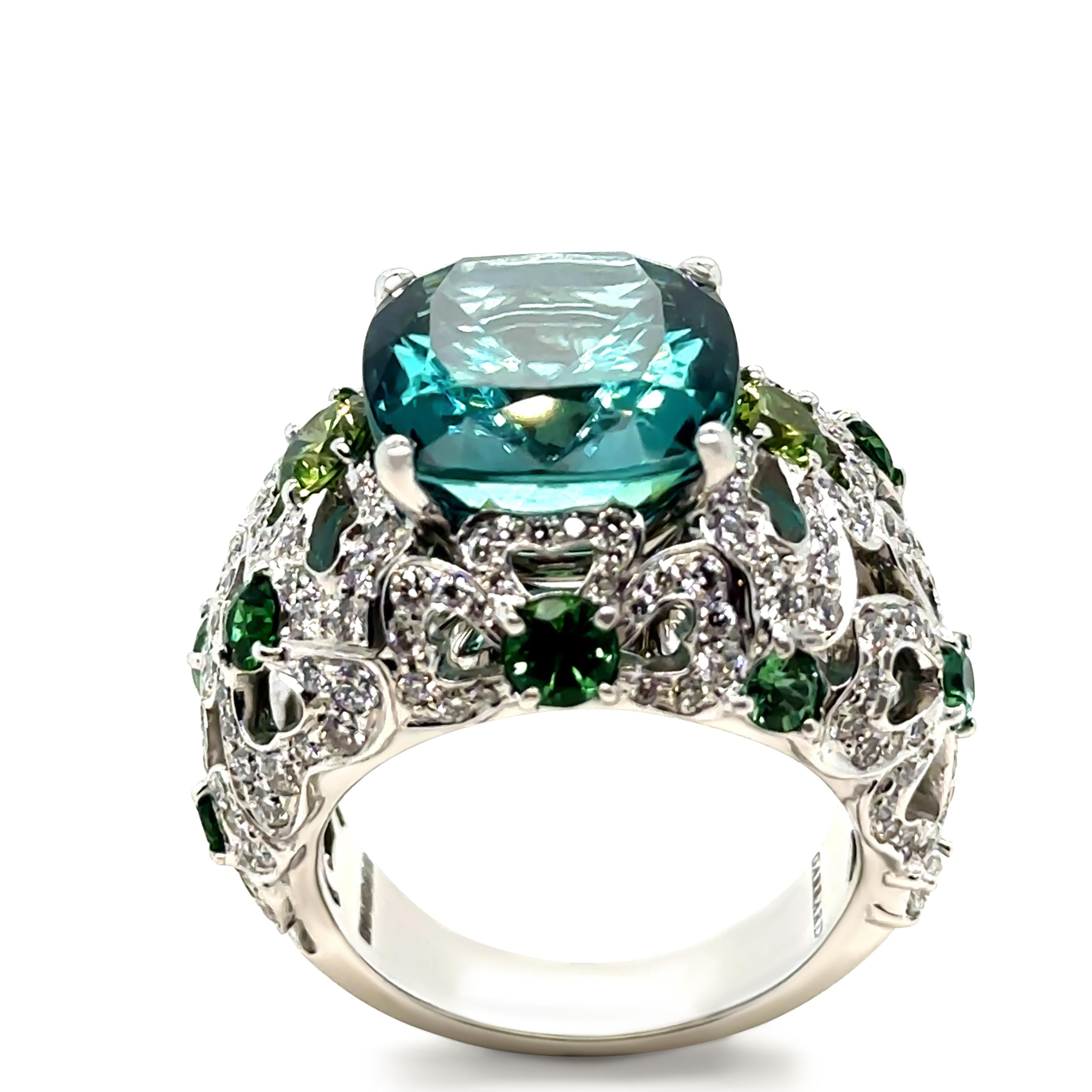 Garrard 18ct White Gold Bombé Cocktail Ring 11.47ct 7