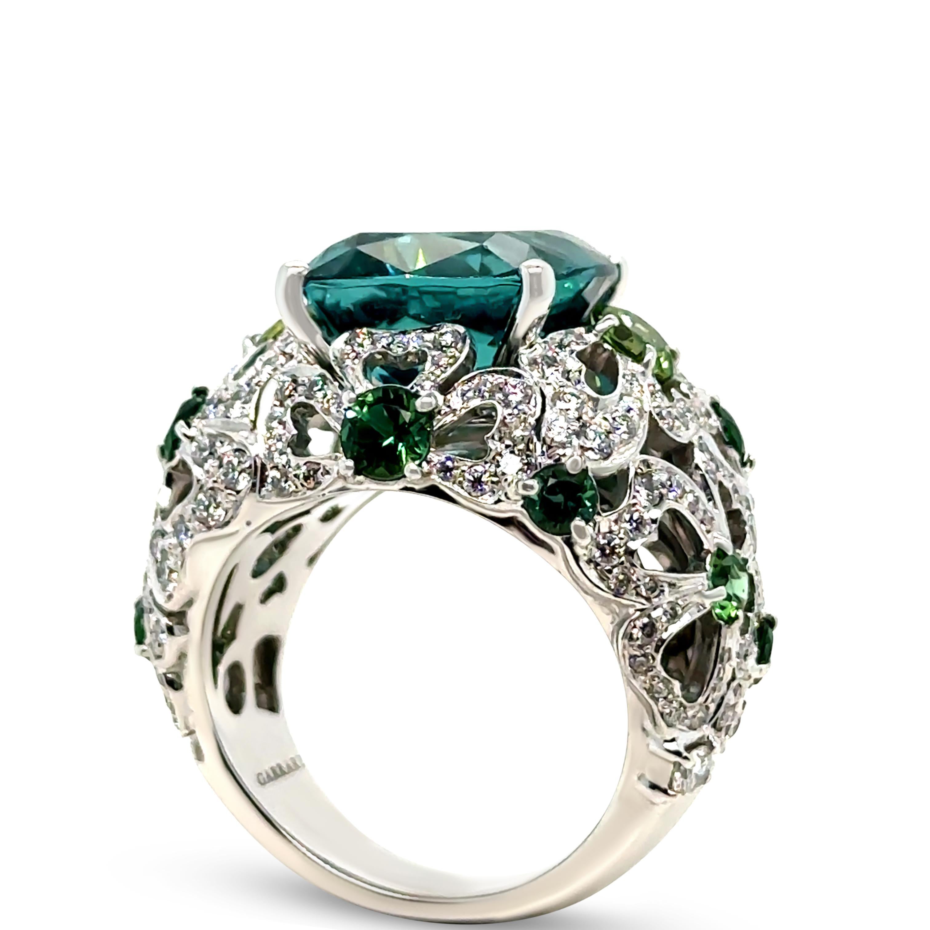 Women's Garrard 18ct White Gold Bombé Cocktail Ring 11.47ct