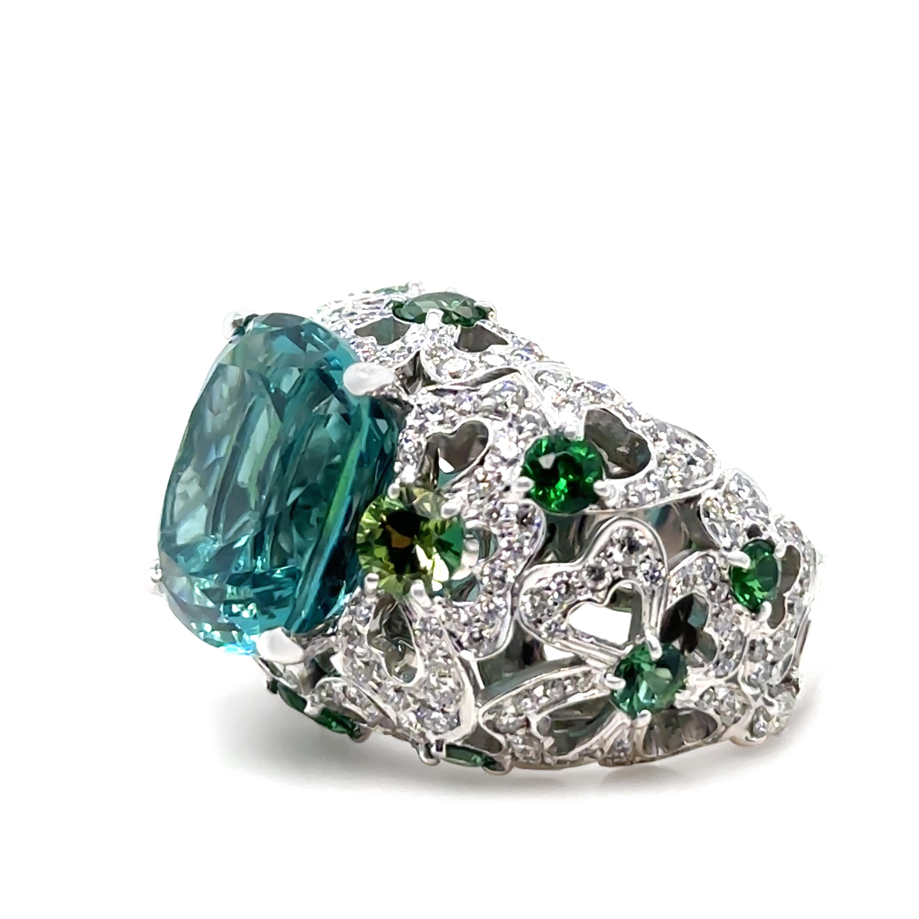 Garrard 18ct White Gold Bombé Cocktail Ring 11.47ct 4