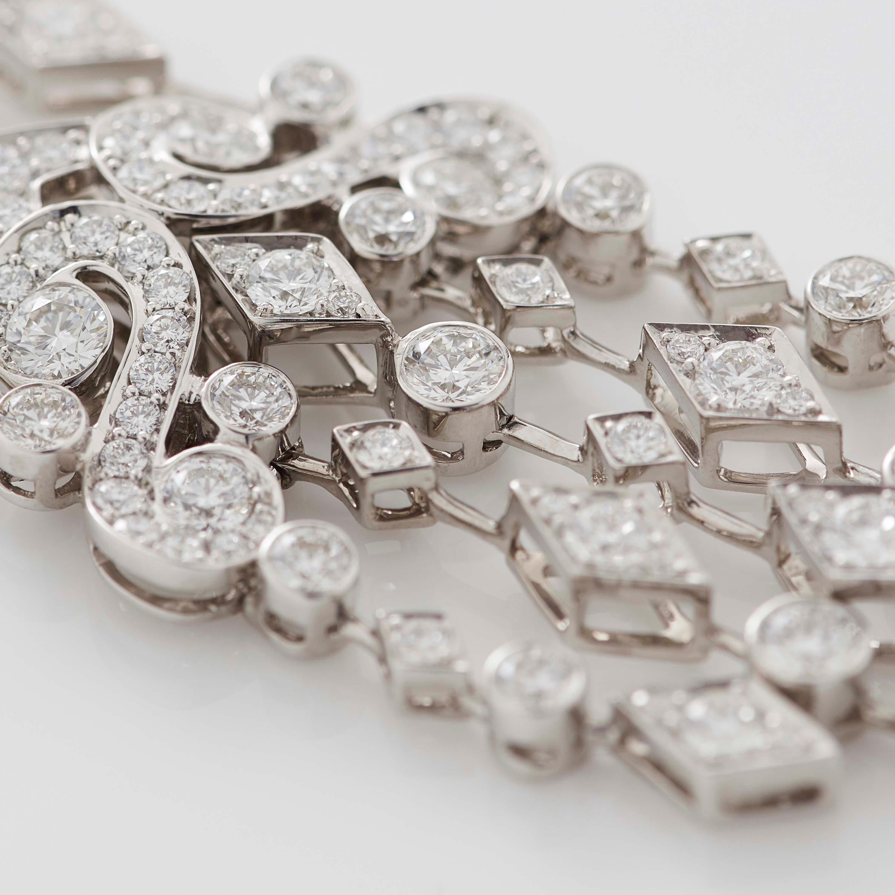 Garrard 'Albemarle' 18 Karat White Gold White Diamond Chandelier Earrings For Sale 4