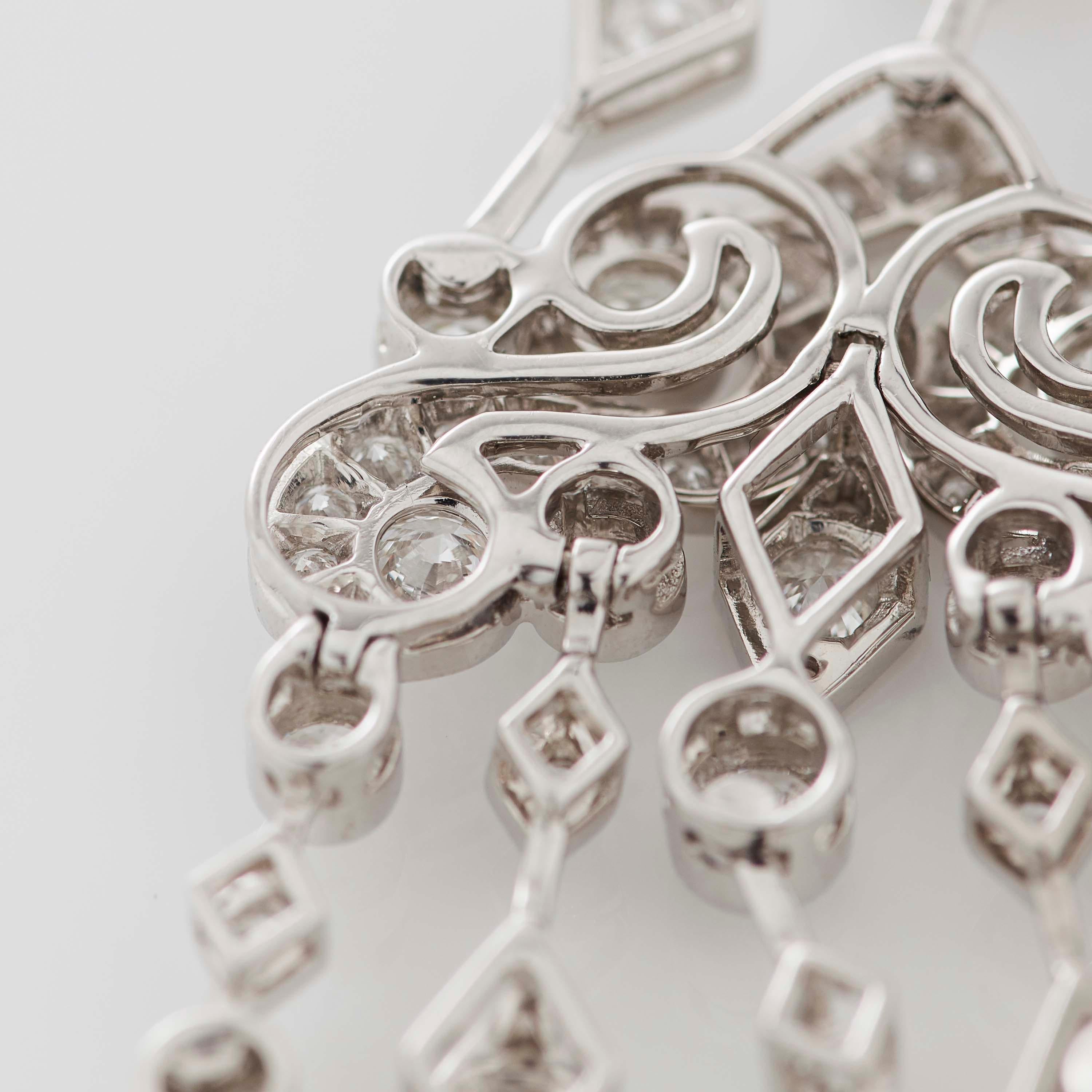 Garrard 'Albemarle' 18 Karat White Gold White Diamond Chandelier Earrings For Sale 6