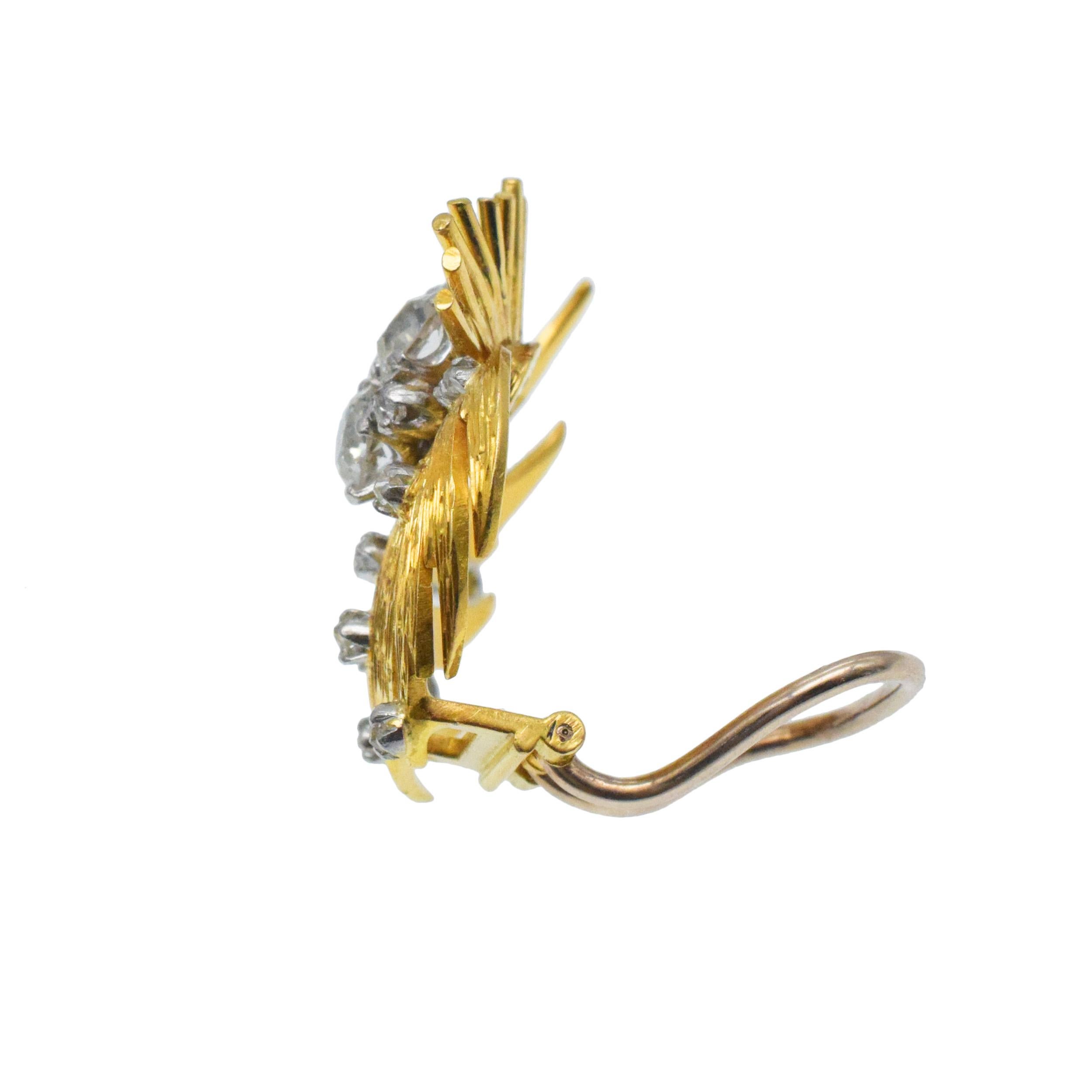 Set di orecchini e spille in oro giallo 18k e diamanti di Garrard & Co. in vendita 7