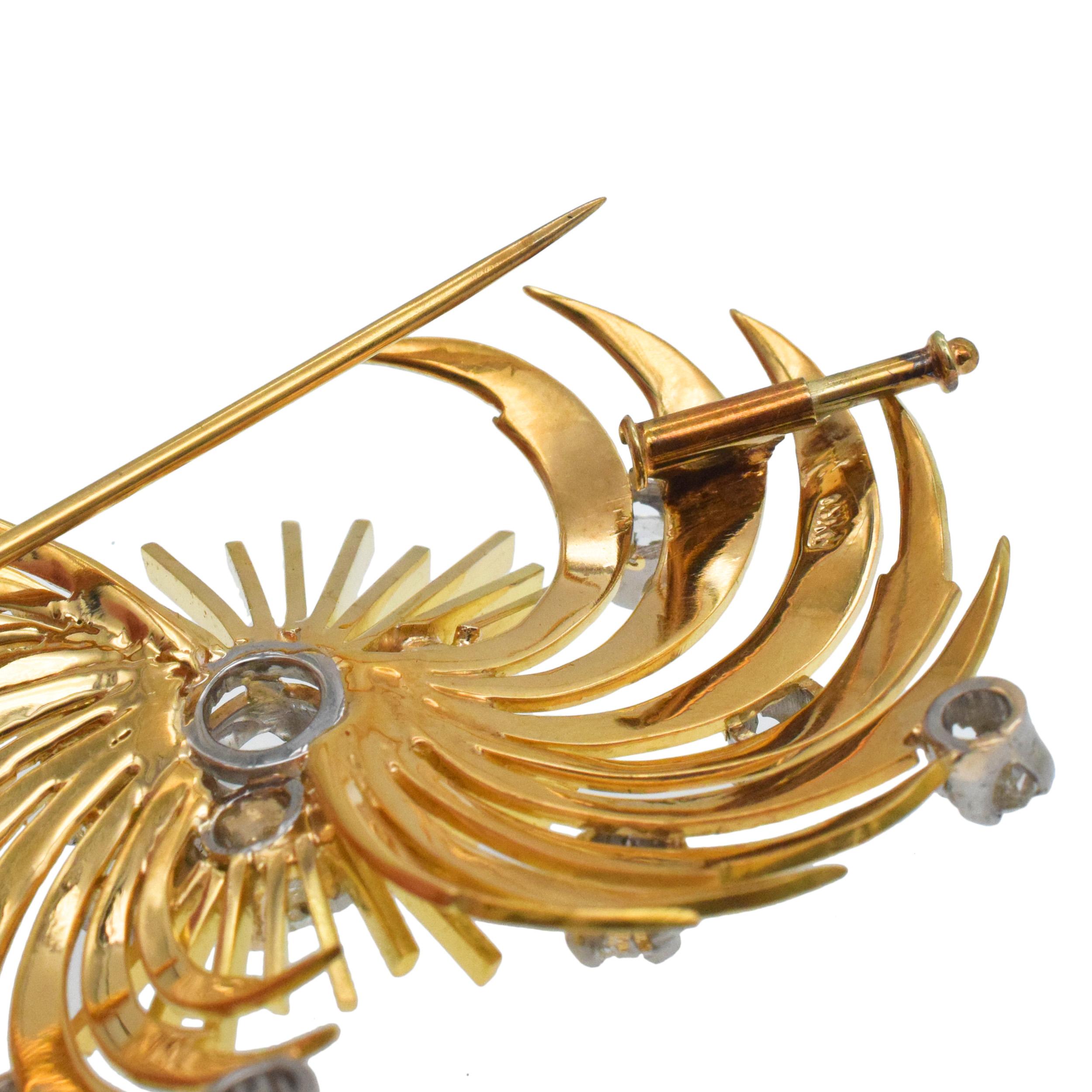 Set di orecchini e spille in oro giallo 18k e diamanti di Garrard & Co. in vendita 10