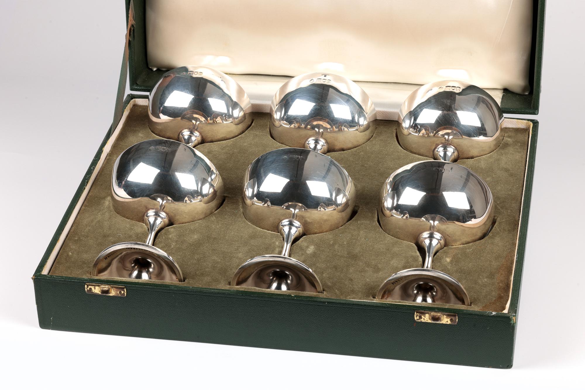 Garrard & Co Juego de seis copas de plata Art Nouveau de Hancocks & Co. en venta 12