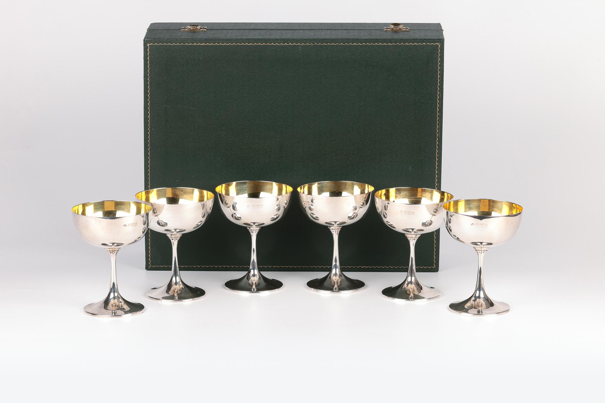 Garrard & Co Juego de seis copas de plata Art Nouveau de Hancocks & Co. en Bueno estado para la venta en Bishop's Stortford, Hertfordshire