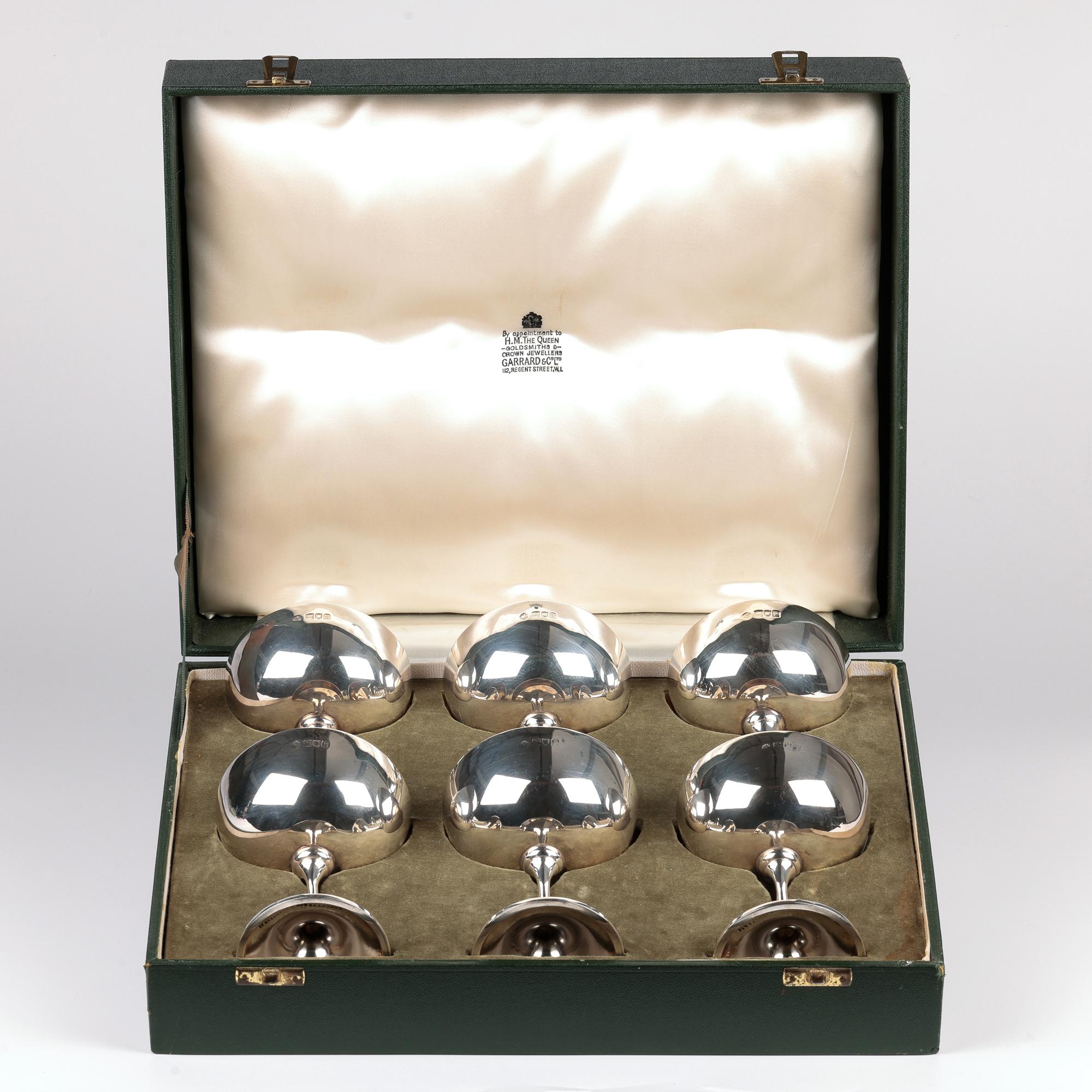 Garrard & Co Juego de seis copas de plata Art Nouveau de Hancocks & Co. en venta 1