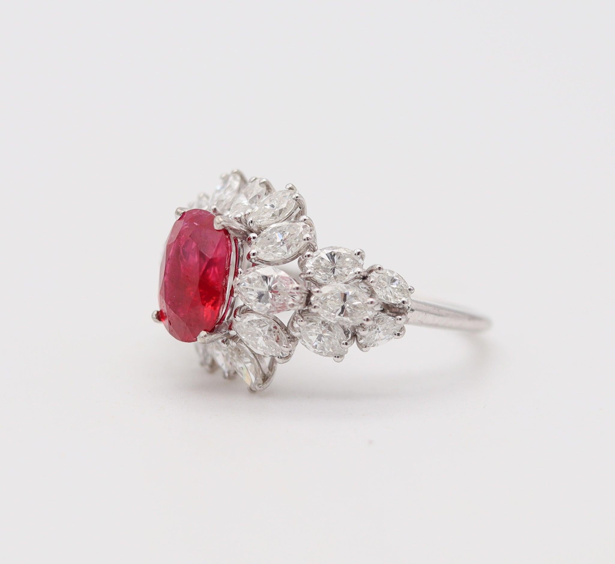 GARRARD & CO. Anillo Cóctel Oro 18Kt Con 4,65 Cts Diamantes Y Rubí Birmano GIA en Excelente estado para la venta en Miami, FL