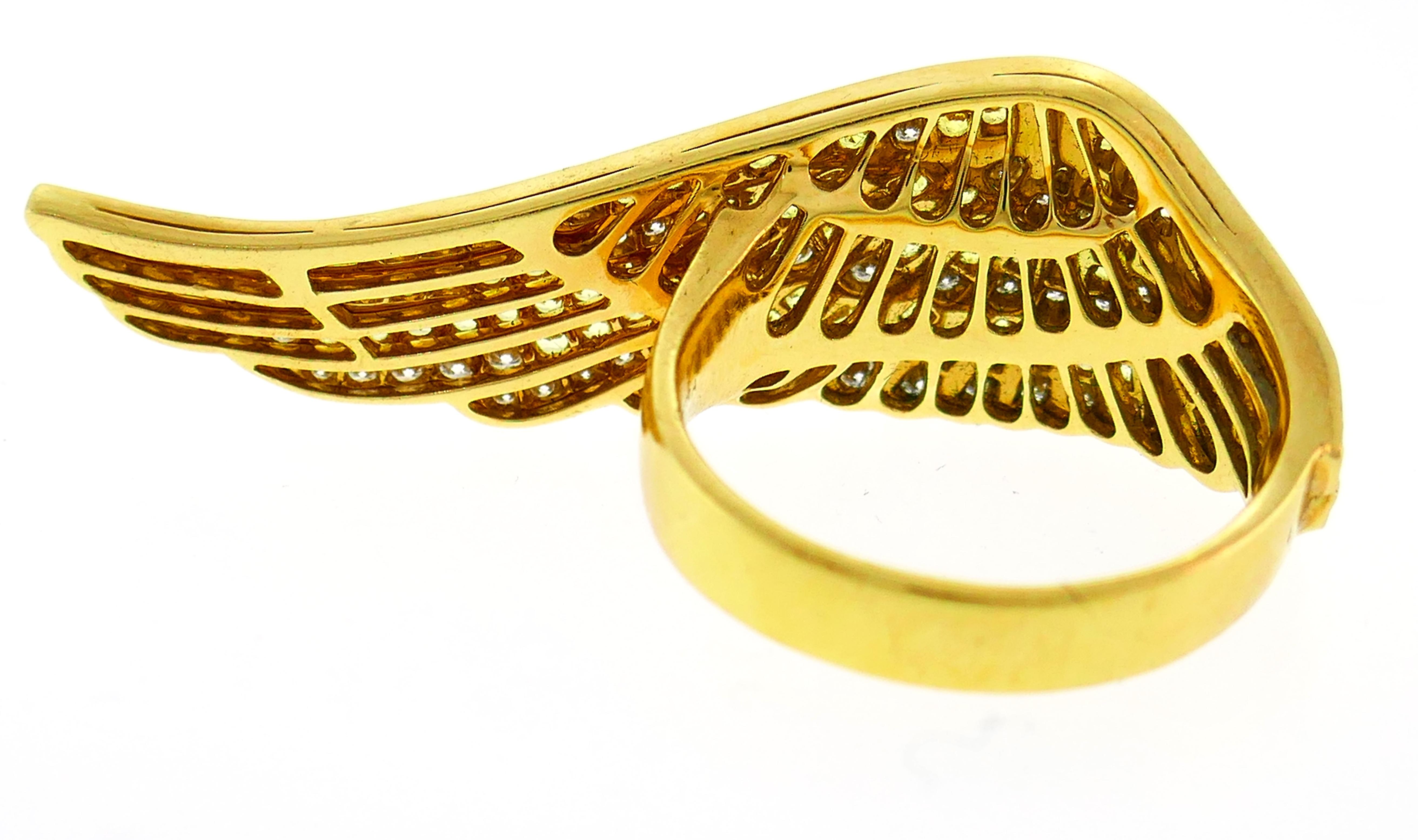 Round Cut Vintage Garrard Diamond Yellow Sapphire Gold Wing Ring