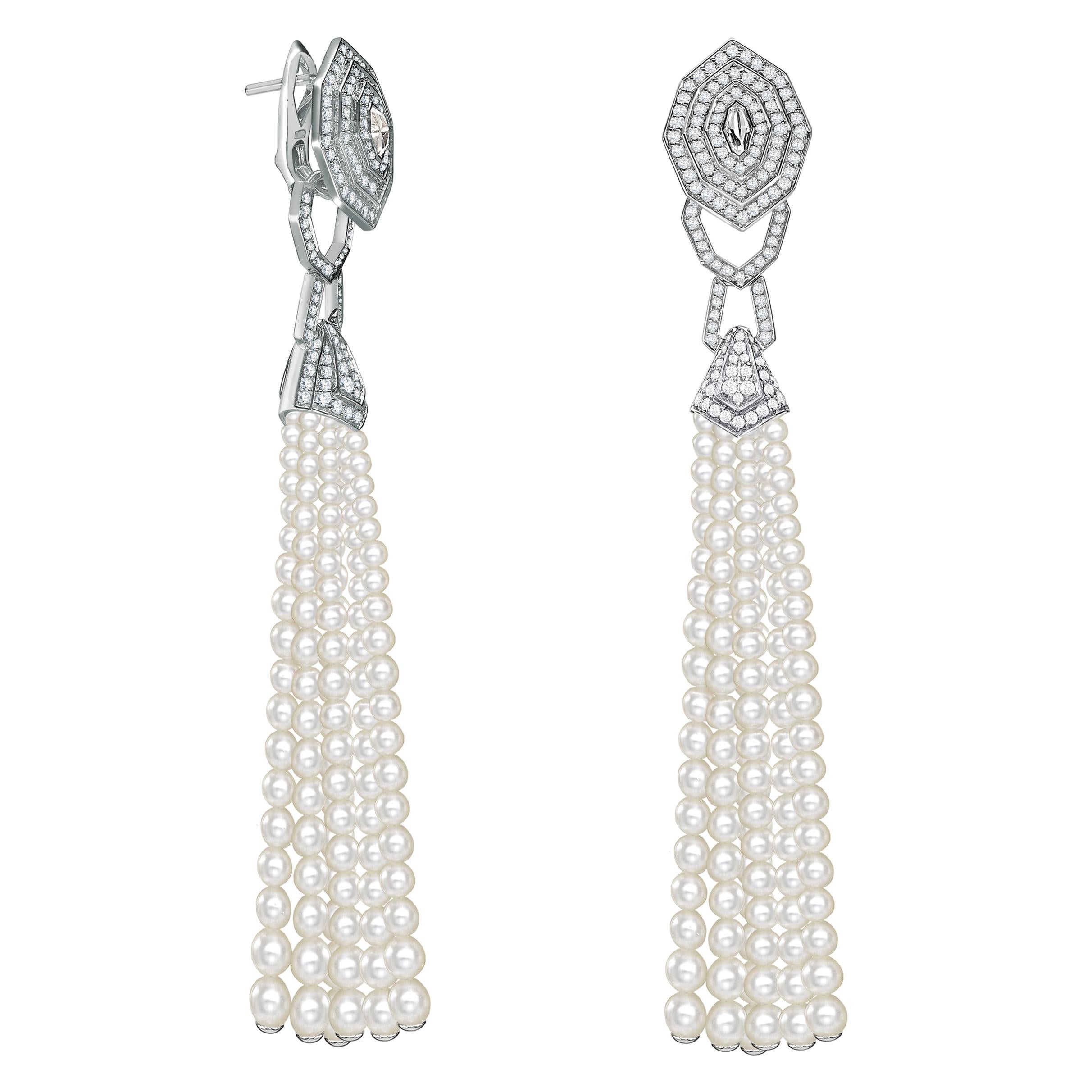 Garrard 'Enchanted Palace' White Gold White Diamond White Pearl Tassel