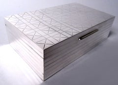 Garrard Englische moderne Schachtel aus Sterlingsilber, 1947