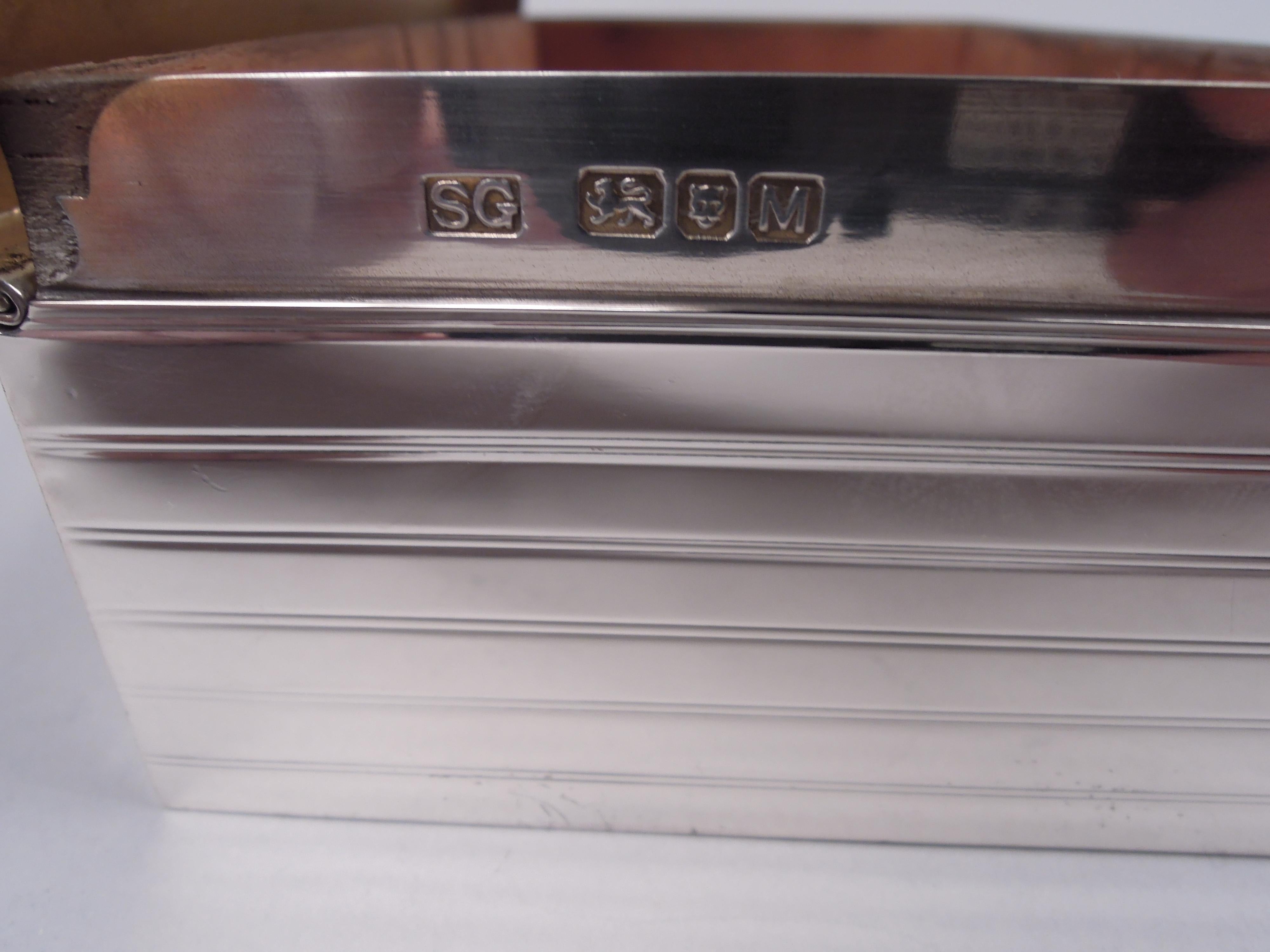 Caja moderna inglesa Garrard de plata de ley, 1947 en venta 1