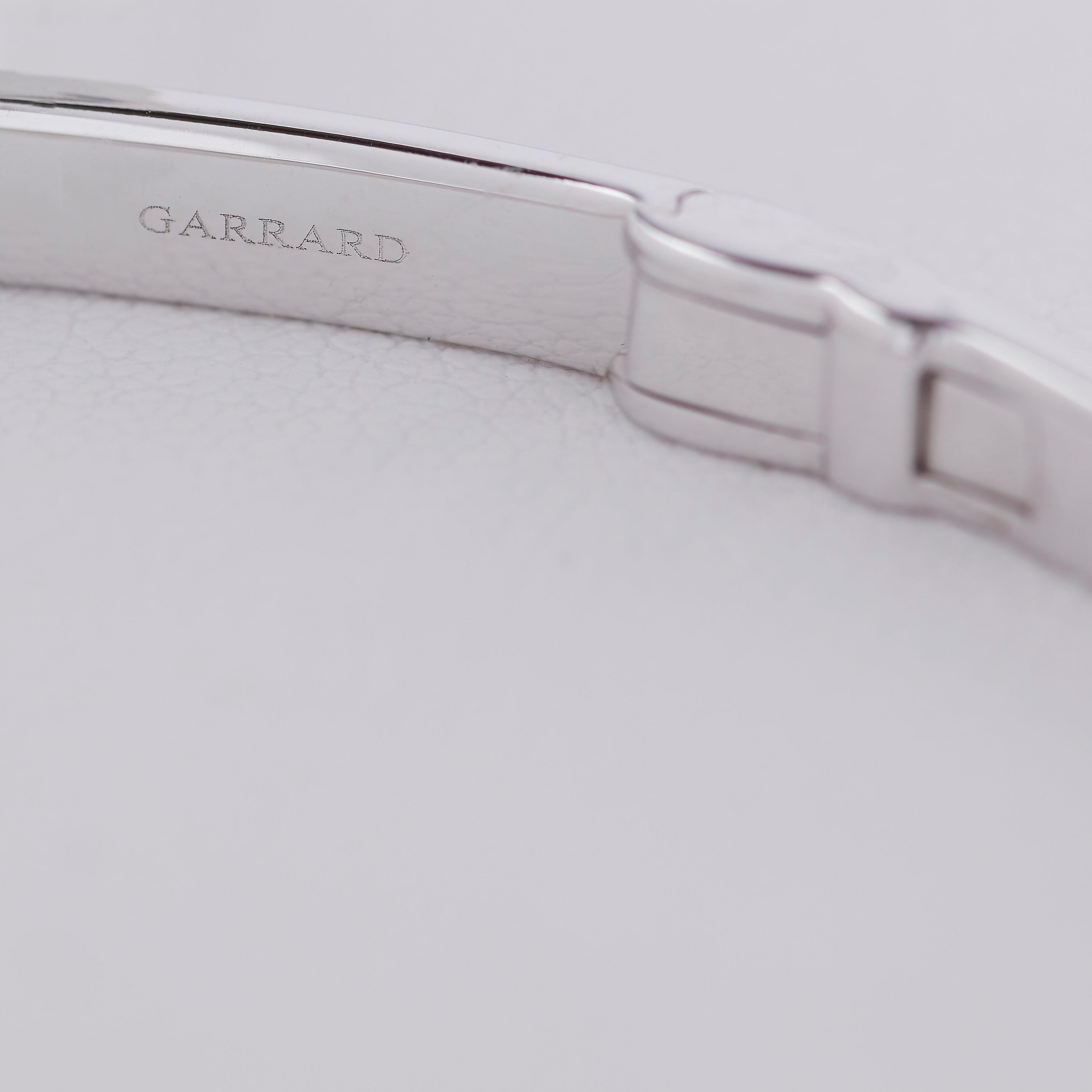 Garrard 'Fanfare' 18 Karat White Gold Bangle Diamonds White Mother of Pearl For Sale 2