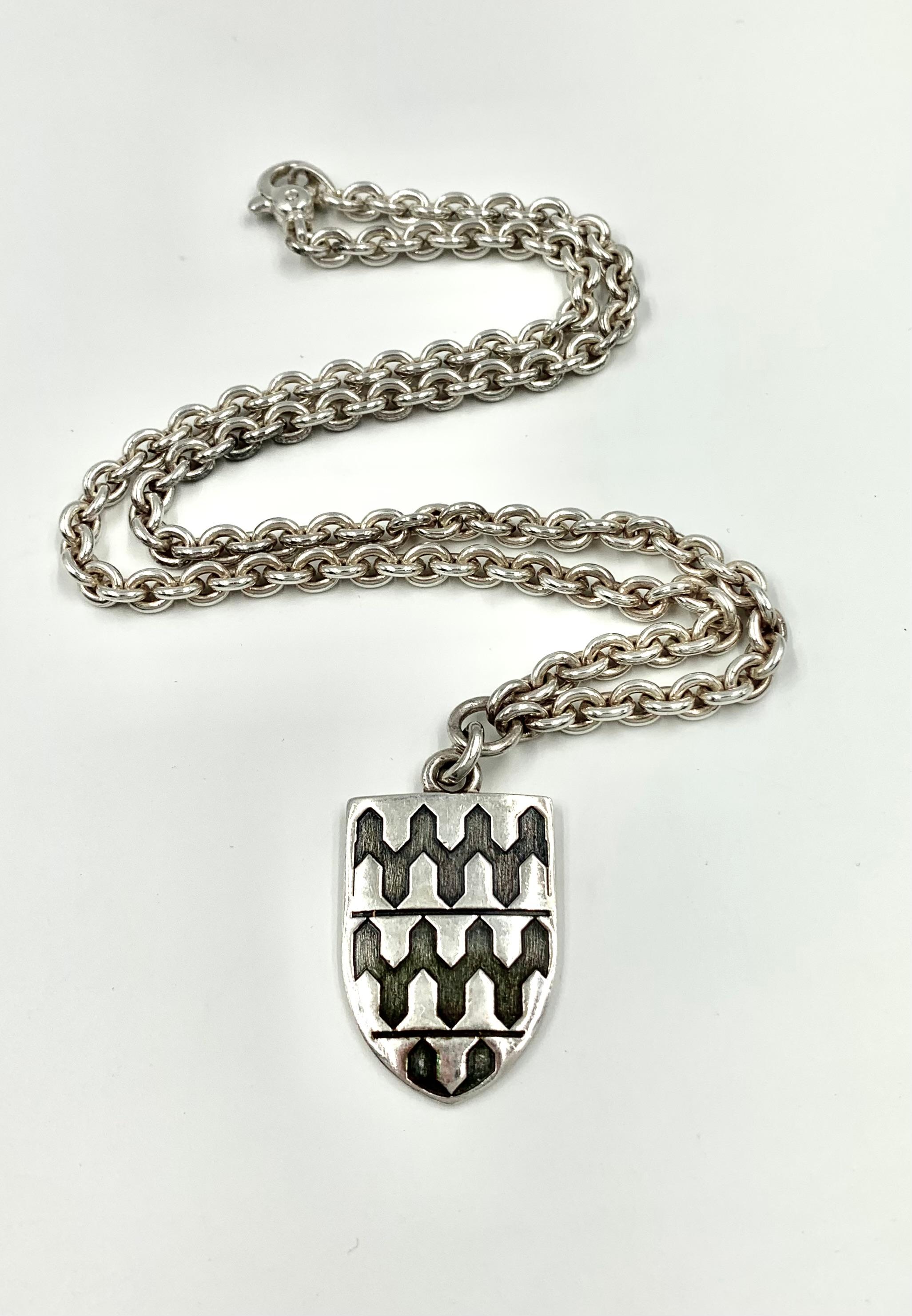 Garrard Georgian Style Large Sterling Silver Armoreal Shield Pendant Necklace In Good Condition For Sale In New York, NY