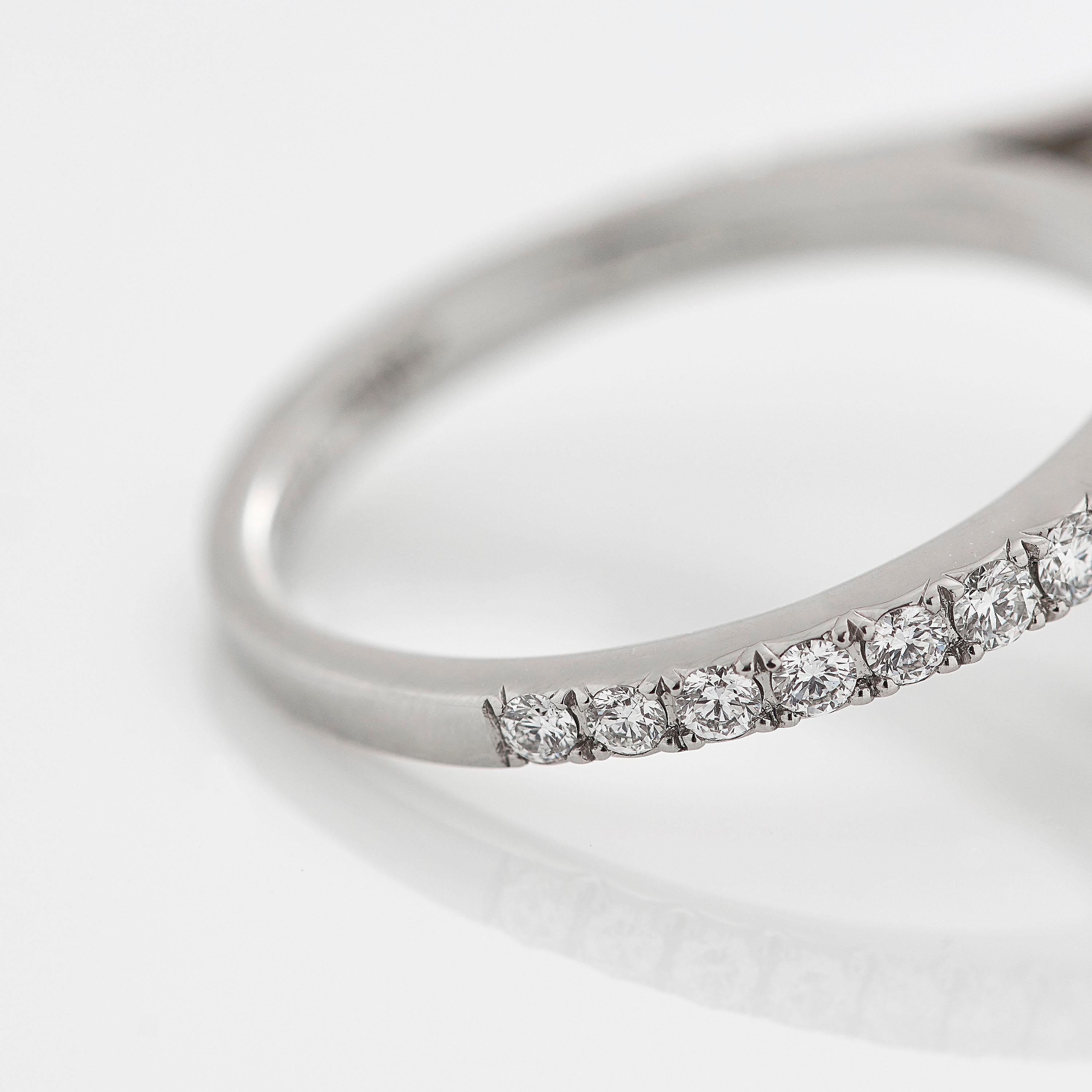 Garrard 'Harmony' Platinum Round White Diamond GIA 3.22 Karat Engagement Ring 1